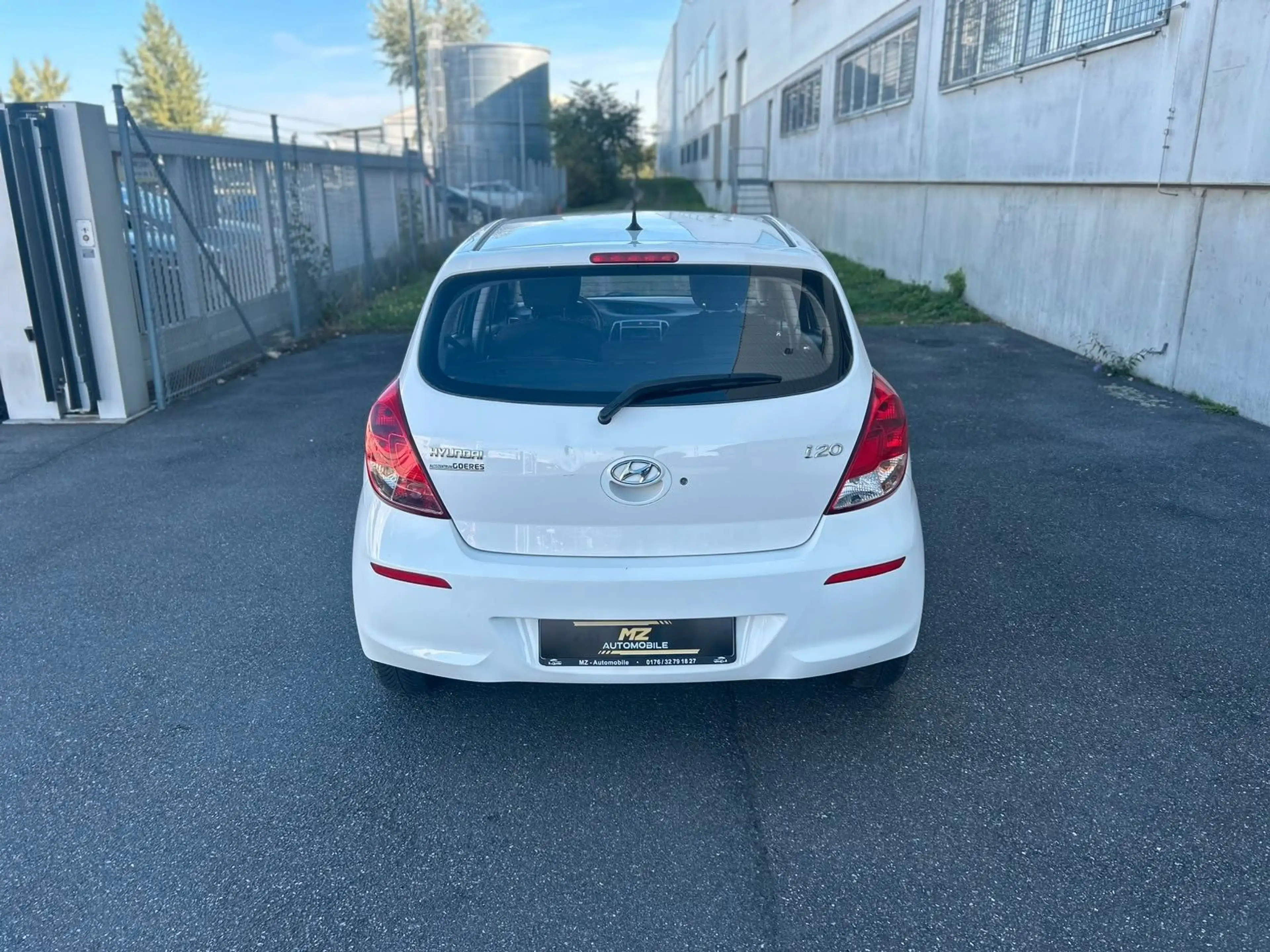 Hyundai i20 FIFA World Cup Edition,1 Hand ,63K KM — photo 10