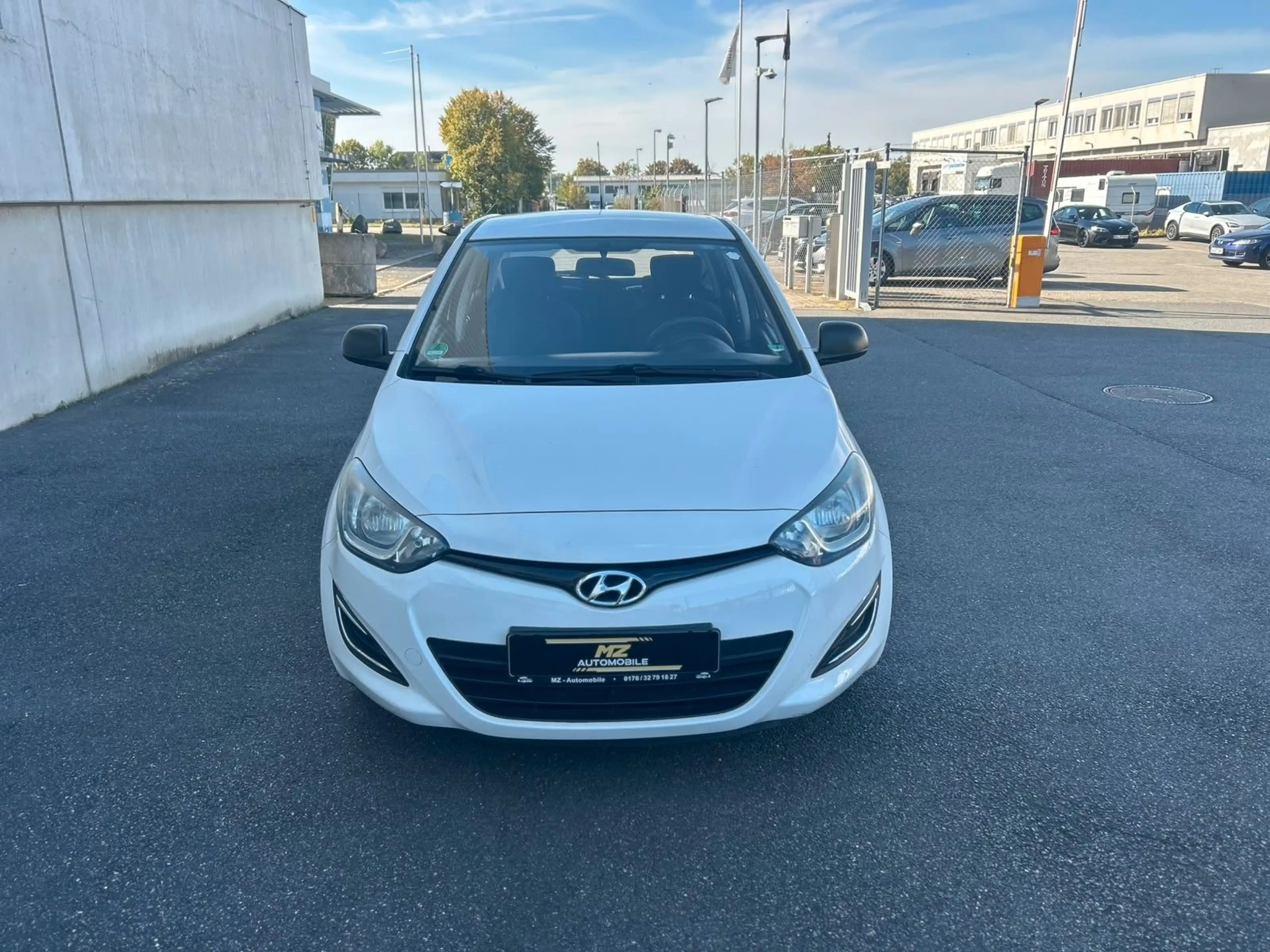 Hyundai i20 FIFA World Cup Edition,1 Hand ,63K KM — photo 4