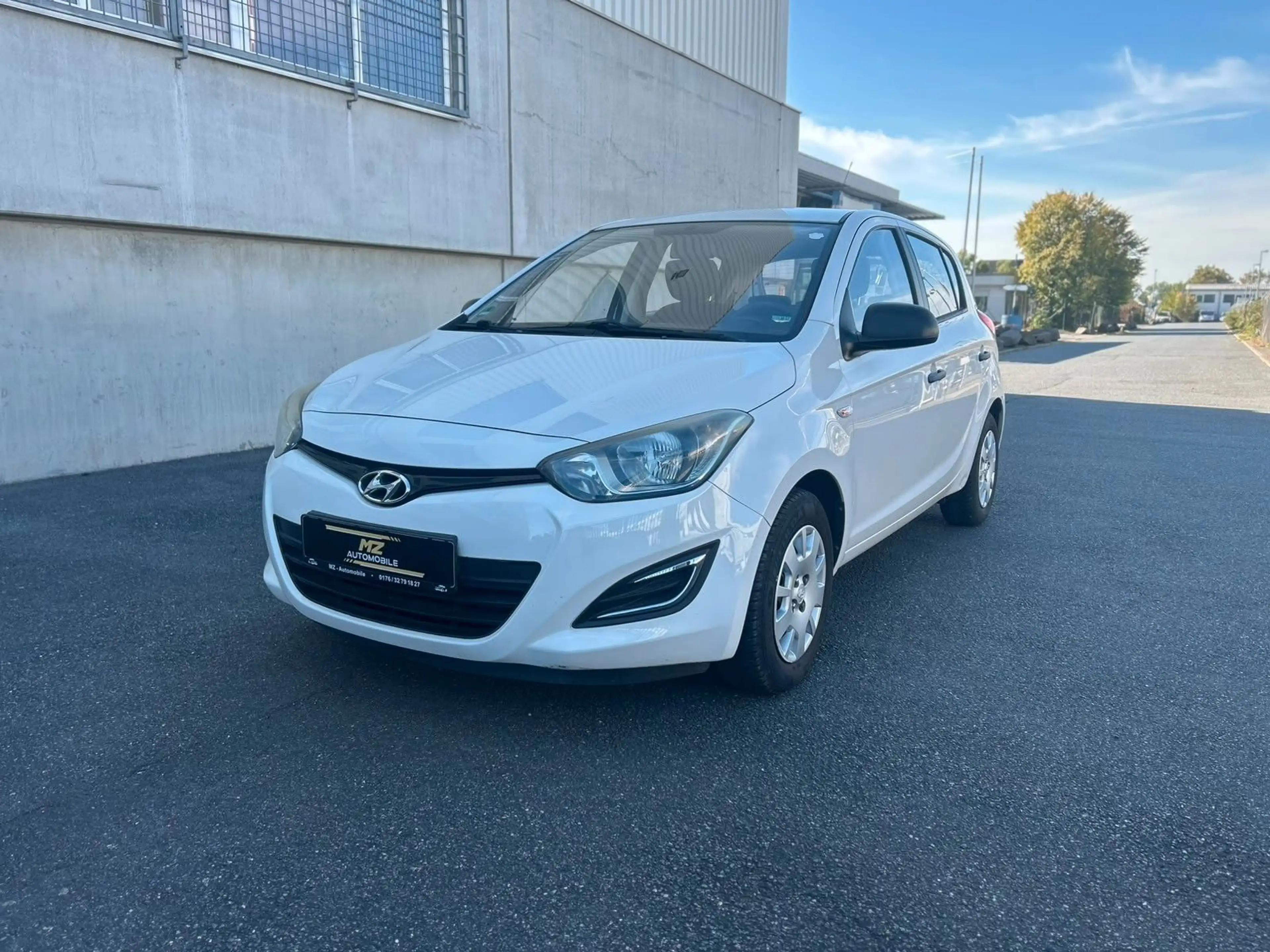 Hyundai i20 FIFA World Cup Edition,1 Hand ,63K KM — photo 2