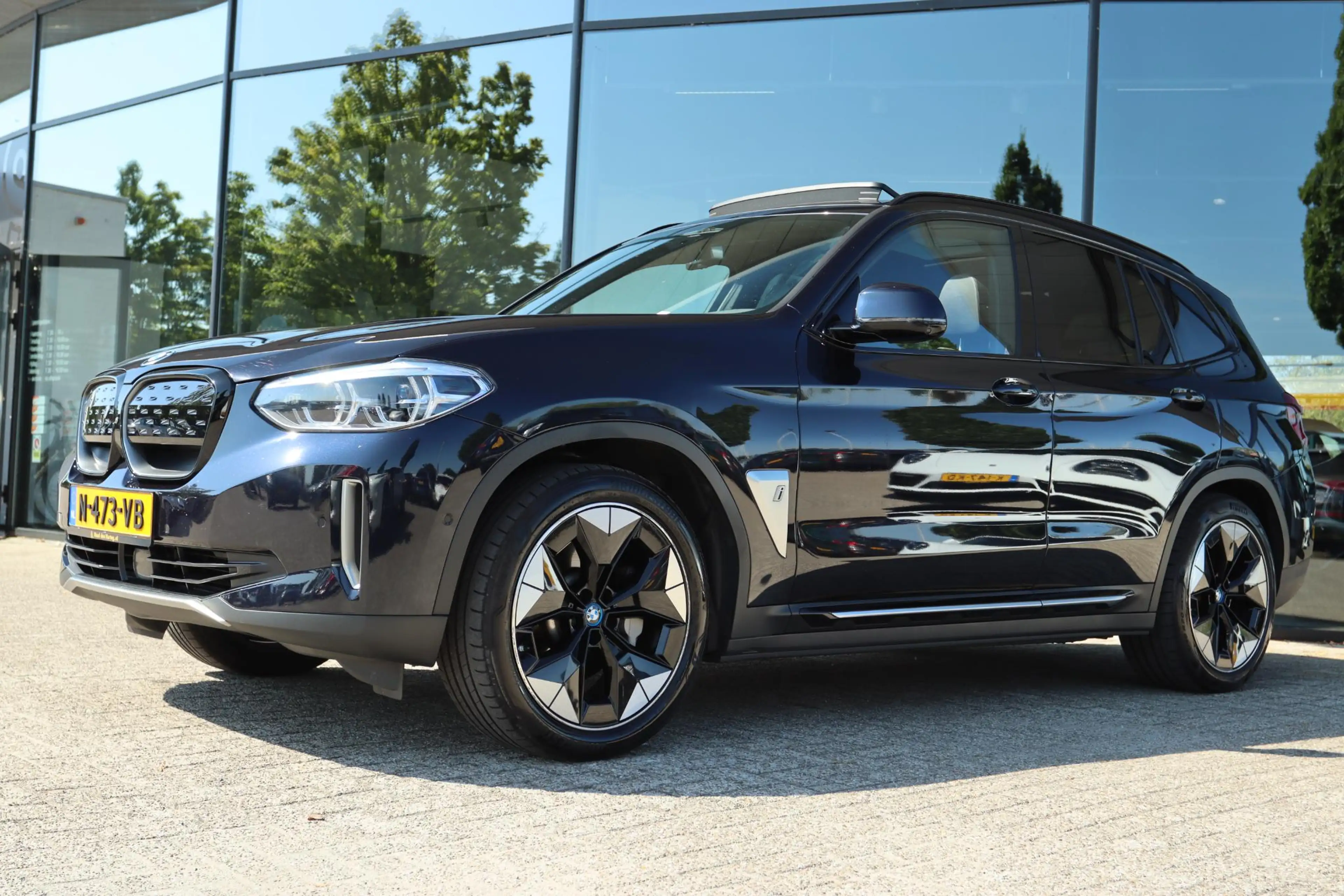 BMW iX3 HIGH EXECUTIVE 80KWH SOH 100% | PANO | TREKHAAK |
