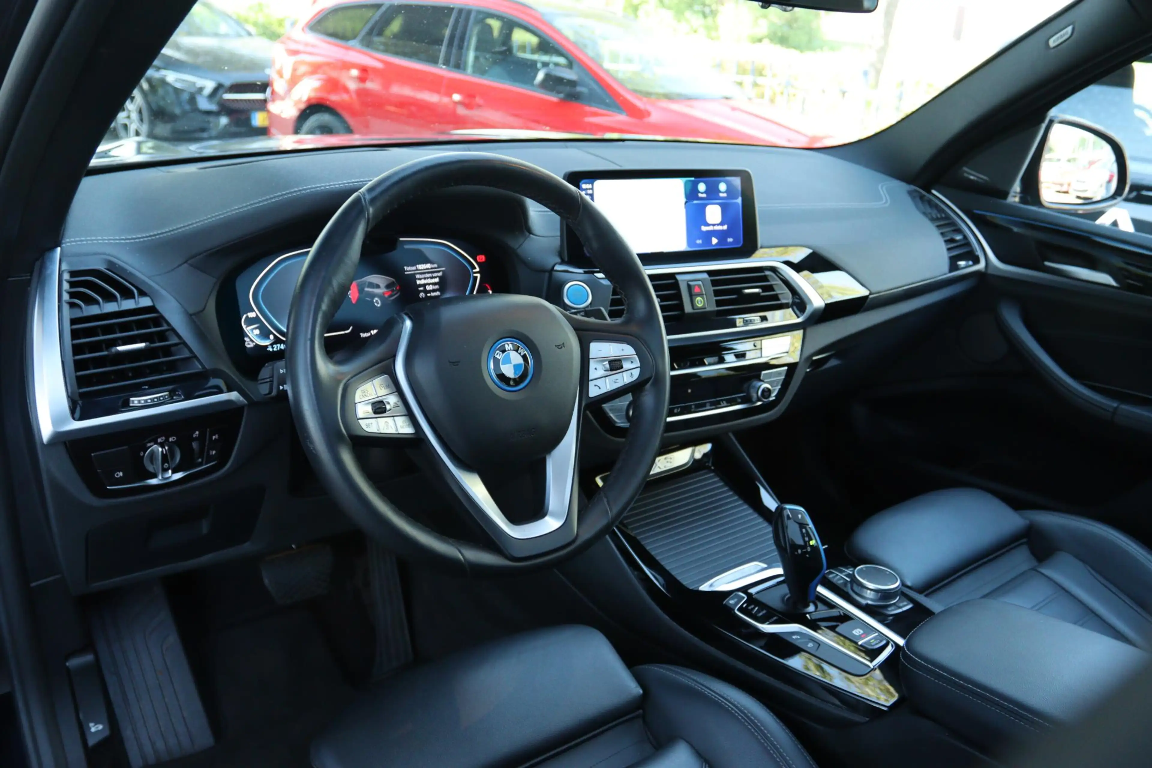 BMW iX3 HIGH EXECUTIVE 80KWH SOH 100% | PANO | TREKHAAK | — photo 3
