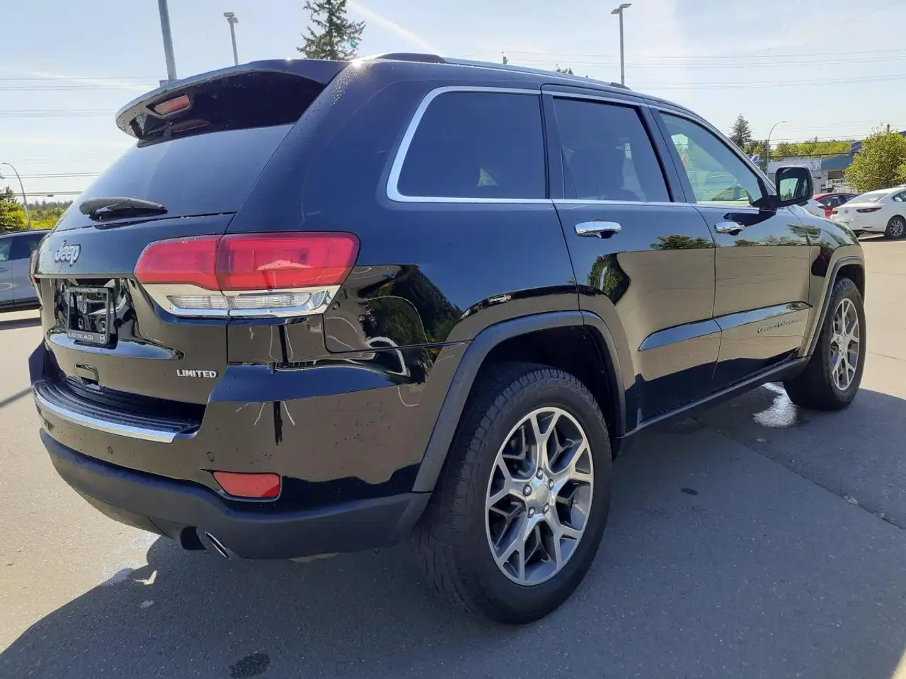 Jeep Grand Cherokee снимка Jeep Grand Cherokee