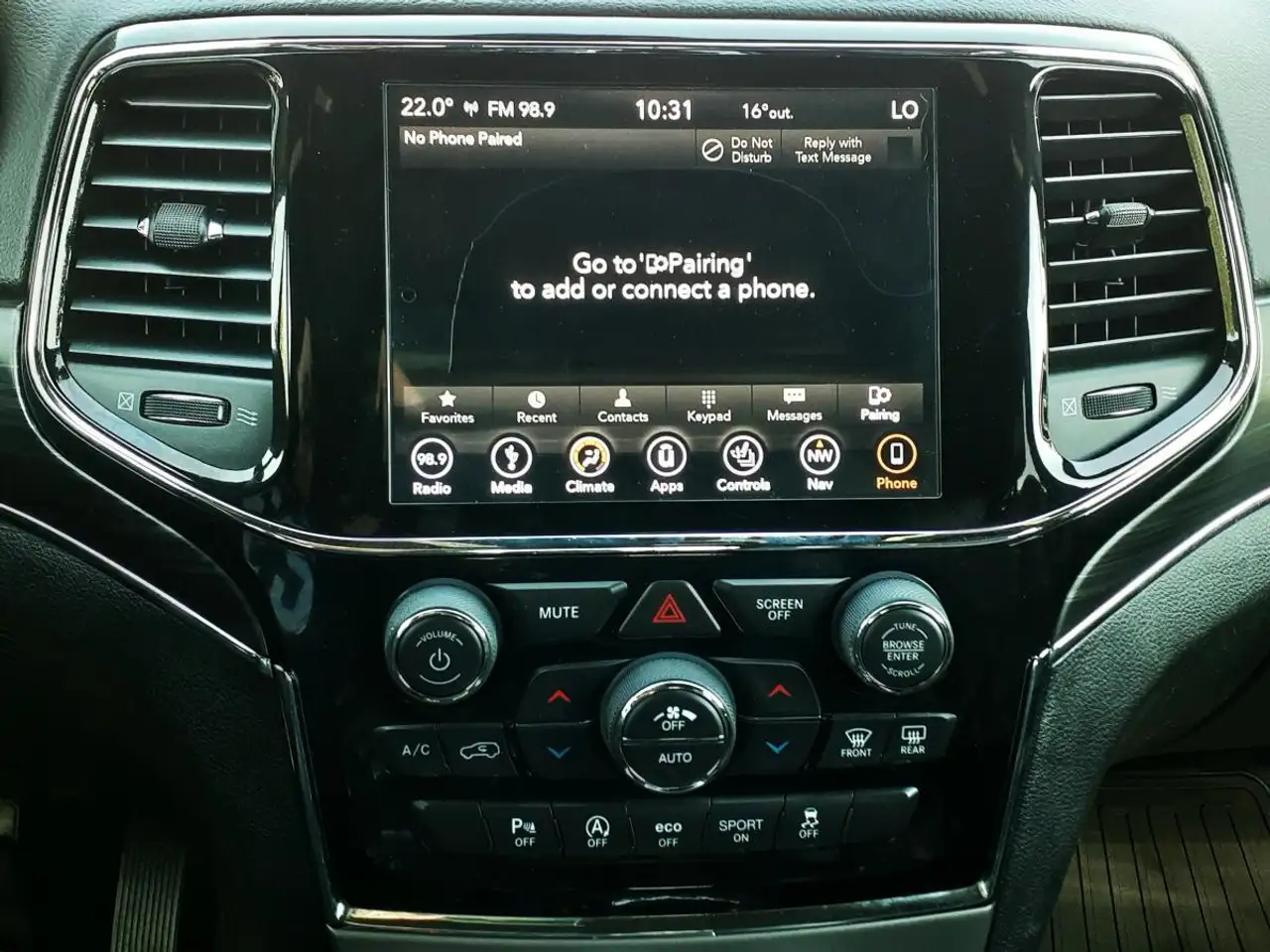 Jeep Grand Cherokee снимка Jeep Grand Cherokee