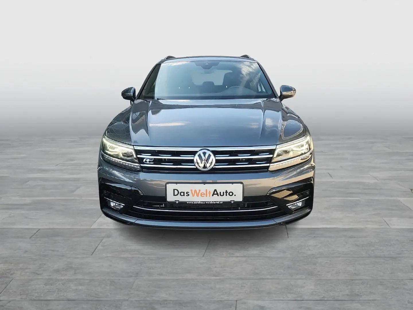 Volkswagen Tiguan Sky TSI ACT OPF Grau - 2
