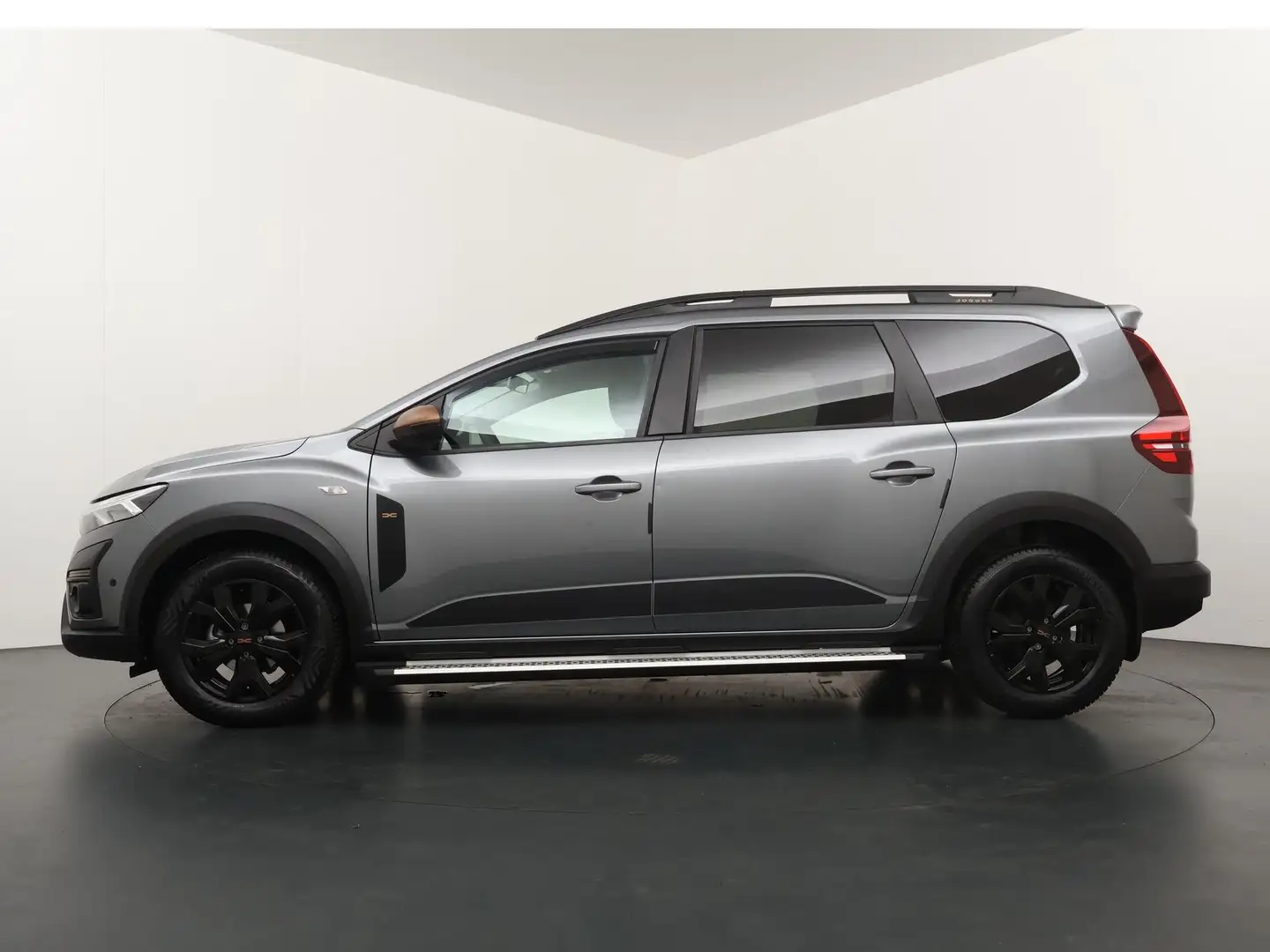 Dacia Jogger 1.0 TCe 100 ECO-G Extreme 5p. Grau - 2