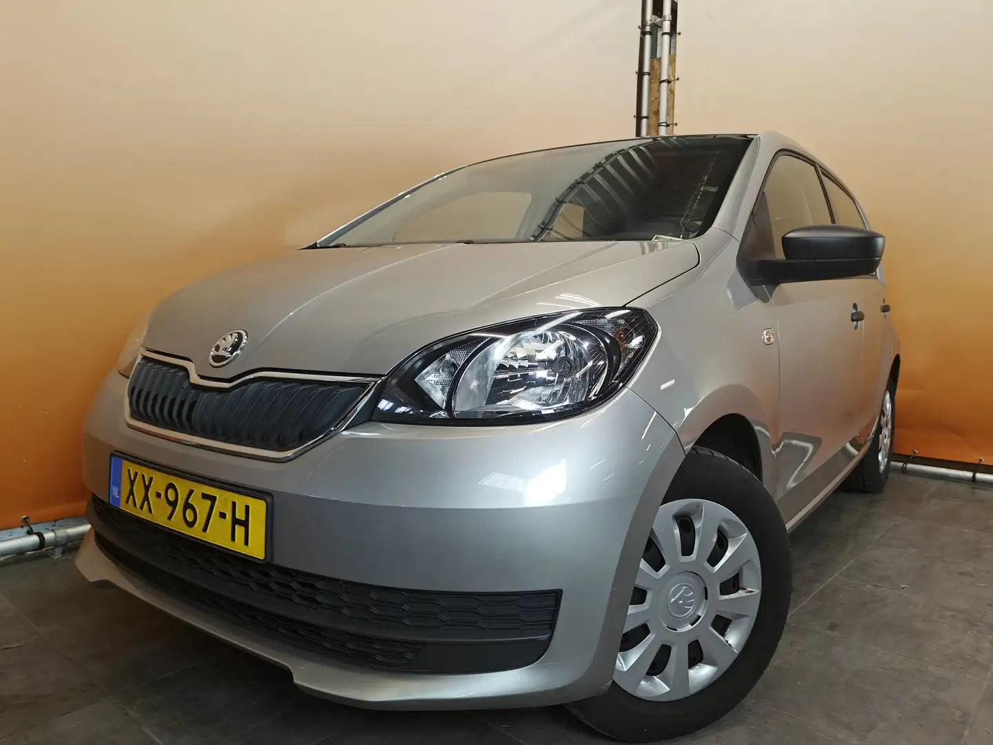 Skoda Citigo 1.0 Greentech Active 5 deurs Šedá - 1