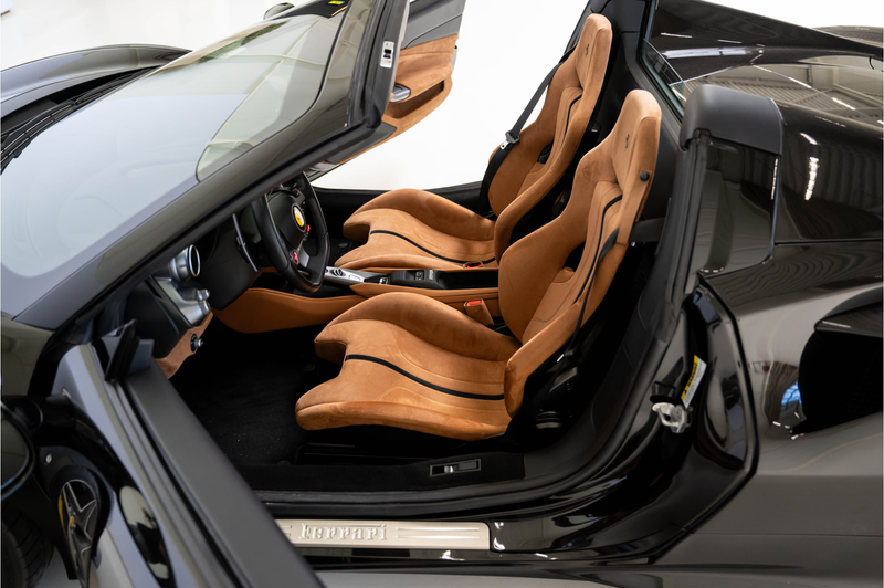 Ferrari F8 Spider 3.9 V8 HELE, Carbon Seats, Lift — photo 11