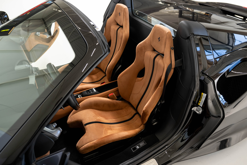 Ferrari F8 Spider 3.9 V8 HELE, Carbon Seats, Lift — photo 12