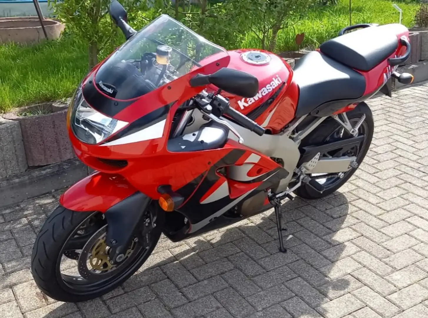 Kawasaki ZX 600 Kawasaki zx 600 G Rot - 1