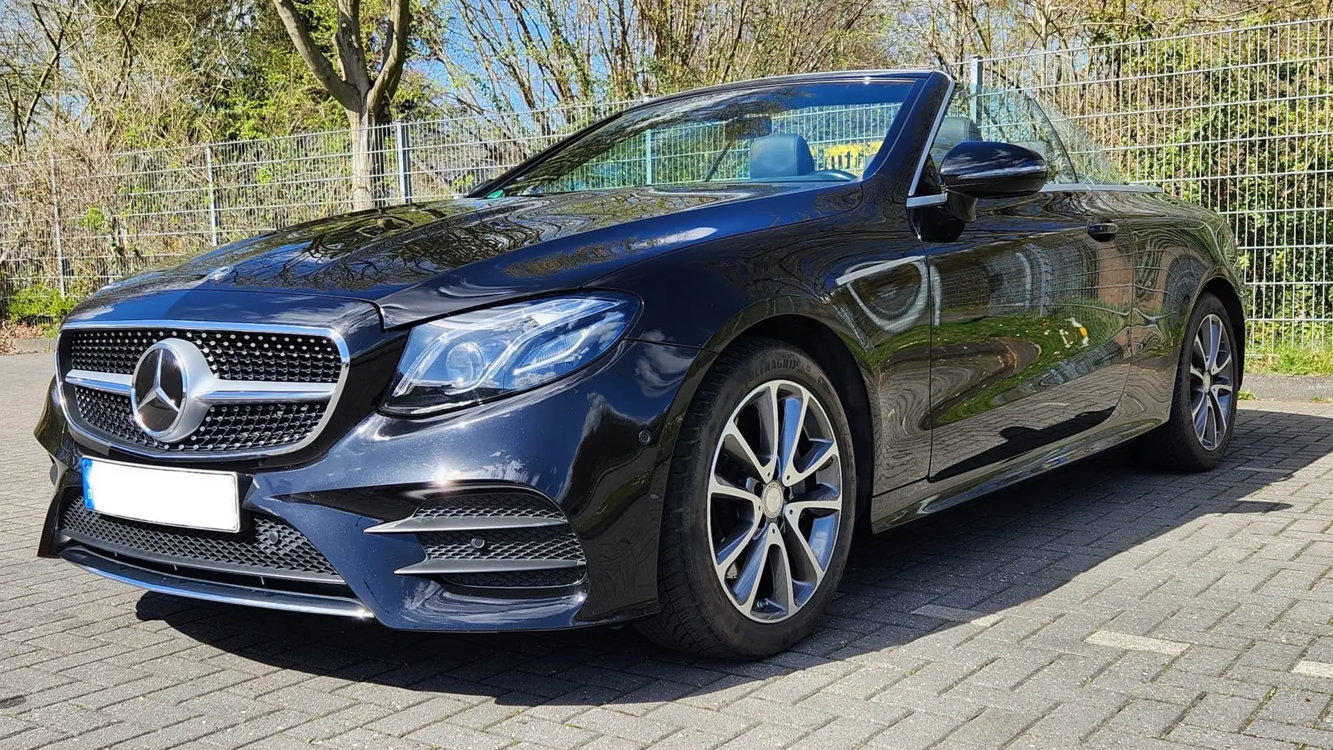 Mercedes-Benz E 200 E 200 Cabrio 9G-TRONIC AMG Line Nero - 1