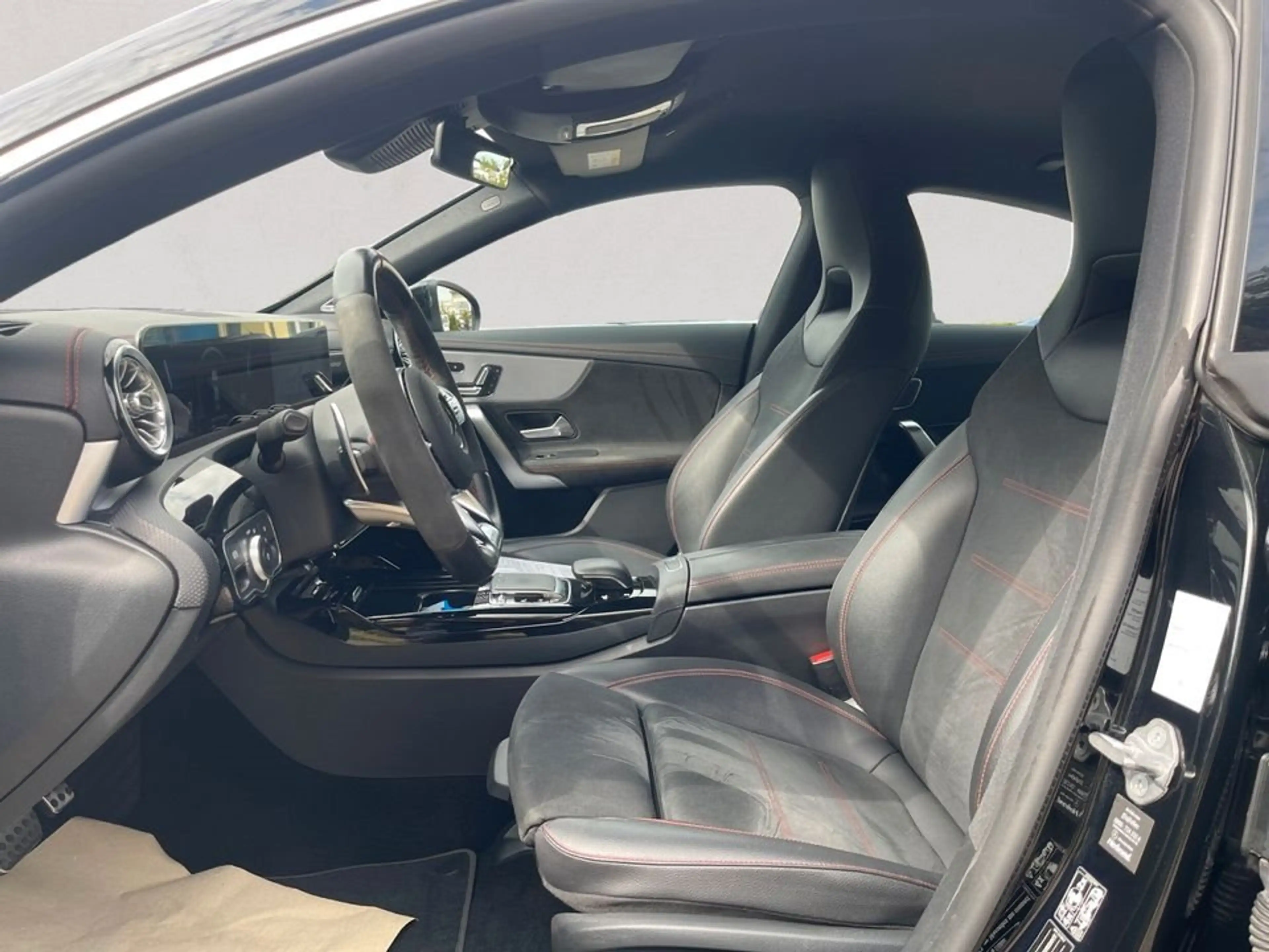 Mercedes-Benz CLA 35 AMG MERCEDES-BENZ Mercedes-AMG CLA 35 4MATIC + GARANTI — photo 9