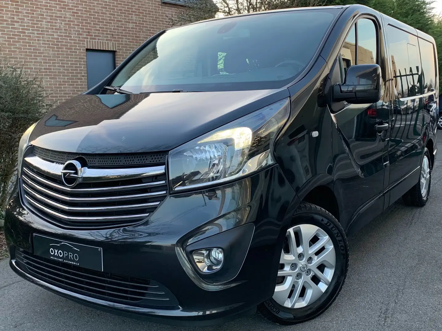 Renault Trafic 1.6 CDTI Bi-Turbo / 9 Places / Gps / Camera / PDC Negro - 1