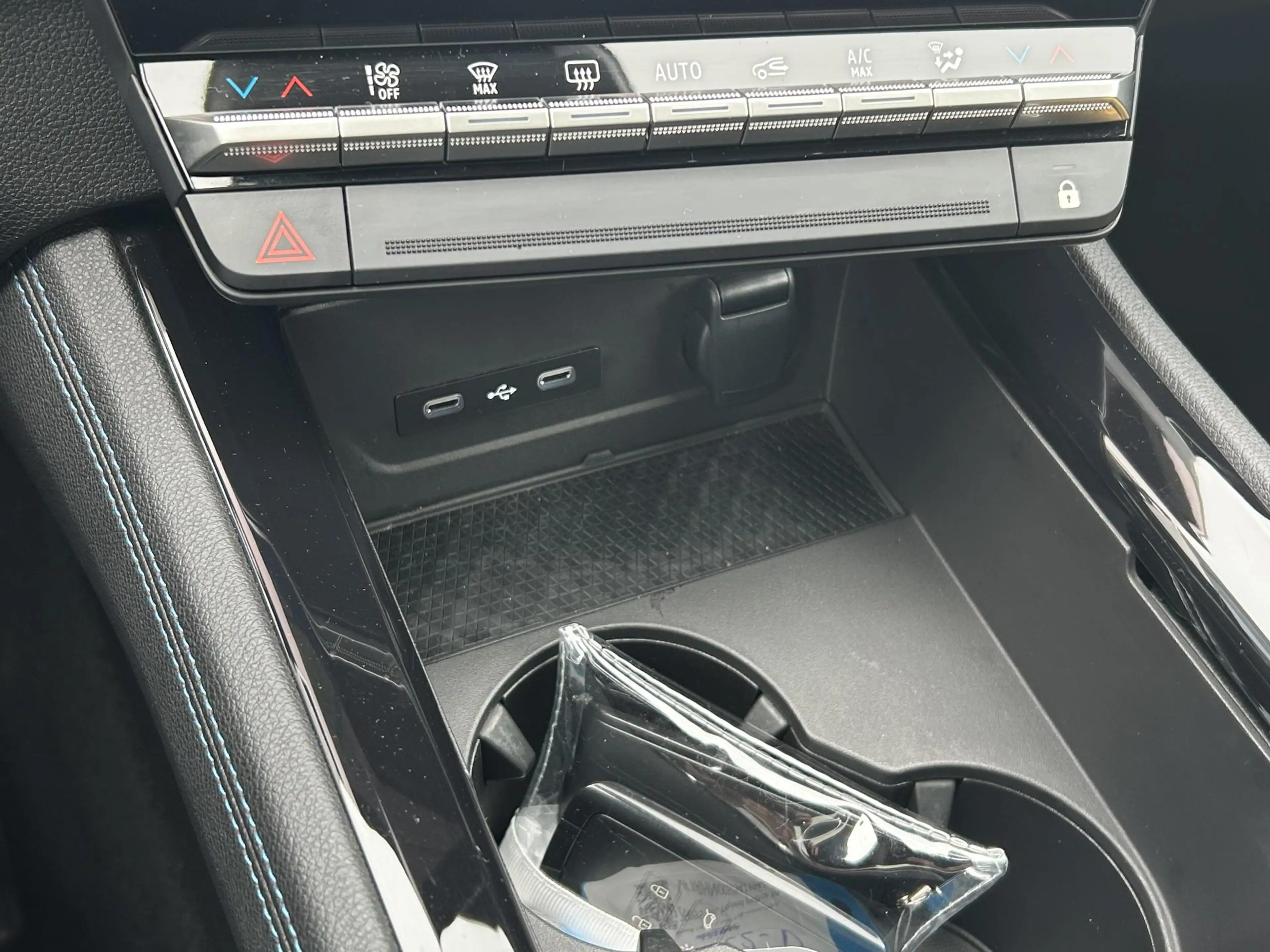 Renault Espace E-Tech full hybrid 200 esprit Alpine 7p. | Navigat — photo 12
