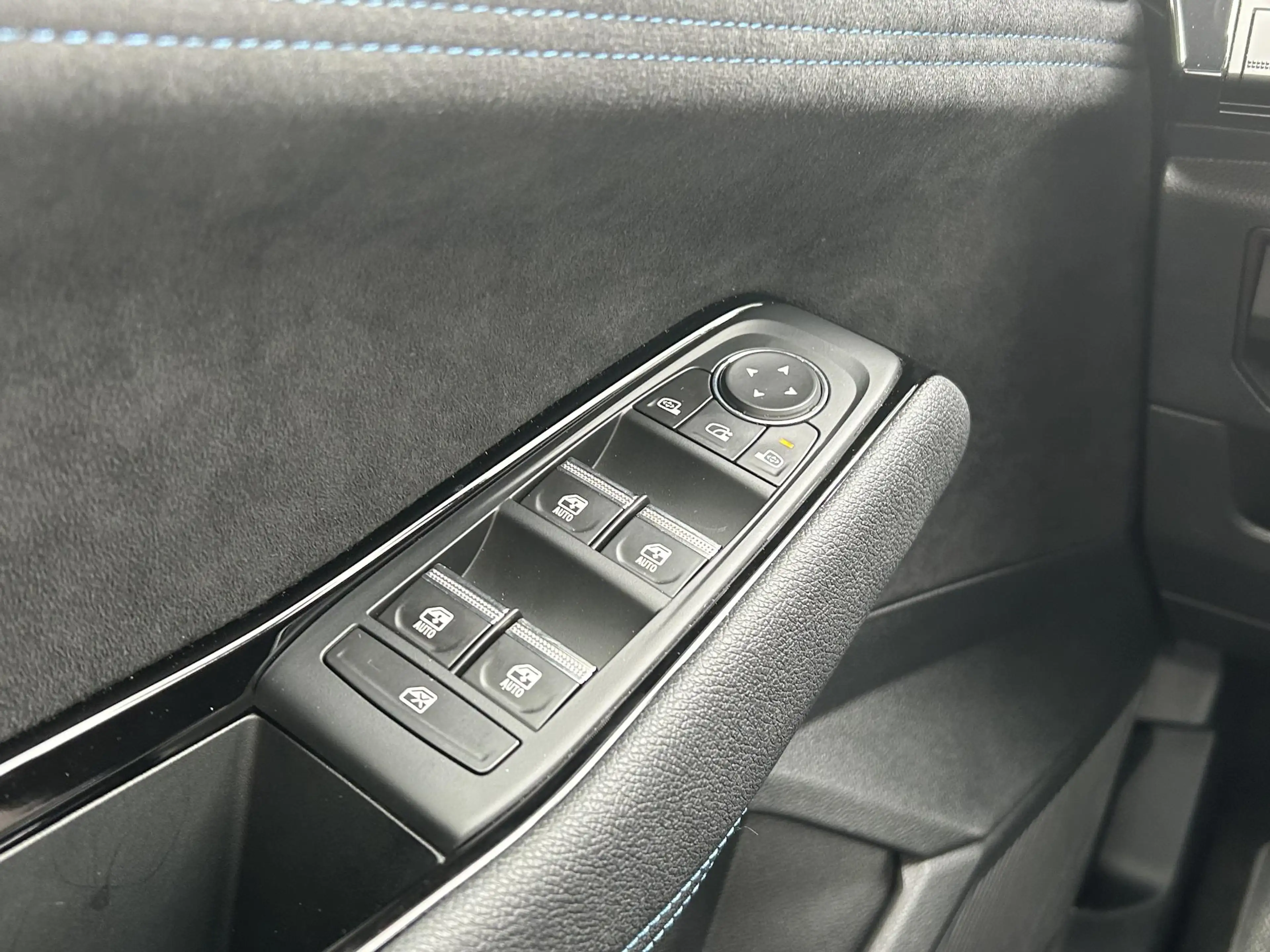Renault Espace E-Tech full hybrid 200 esprit Alpine 7p. | Navigat — photo 19