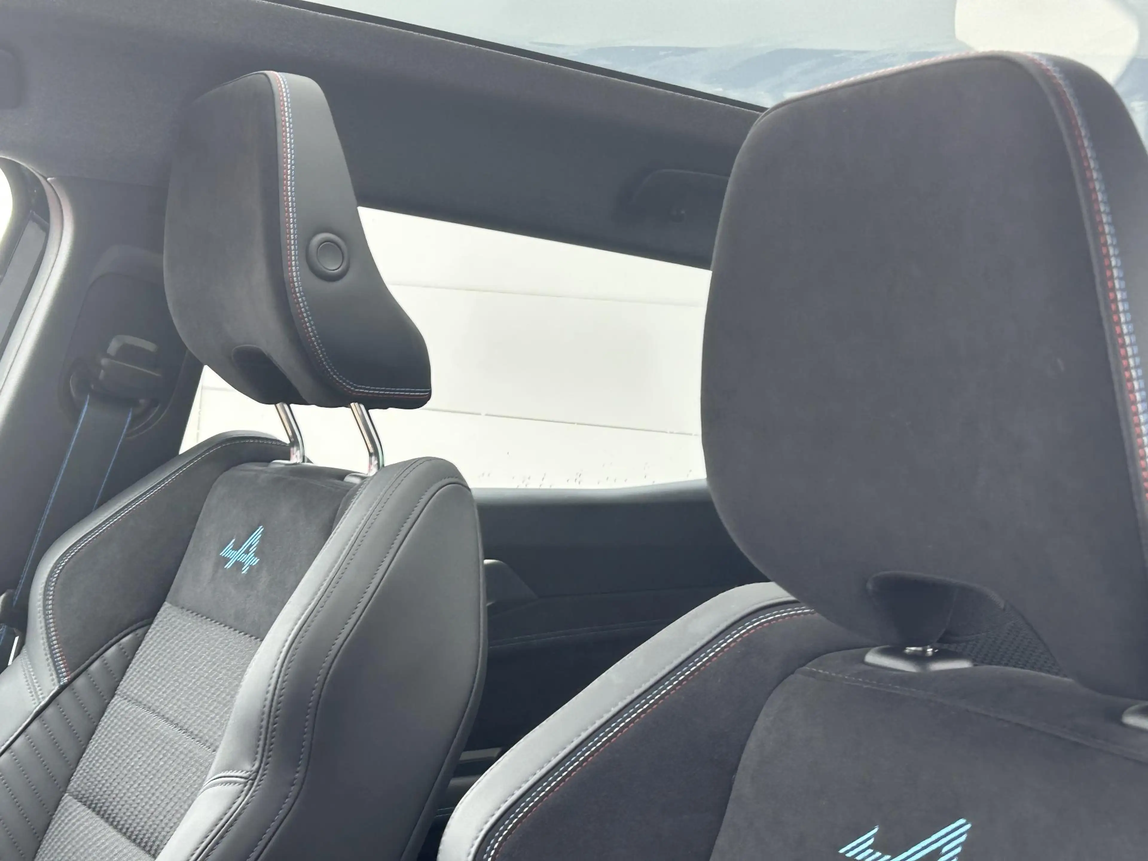 Renault Espace E-Tech full hybrid 200 esprit Alpine 7p. | Navigat — photo 25