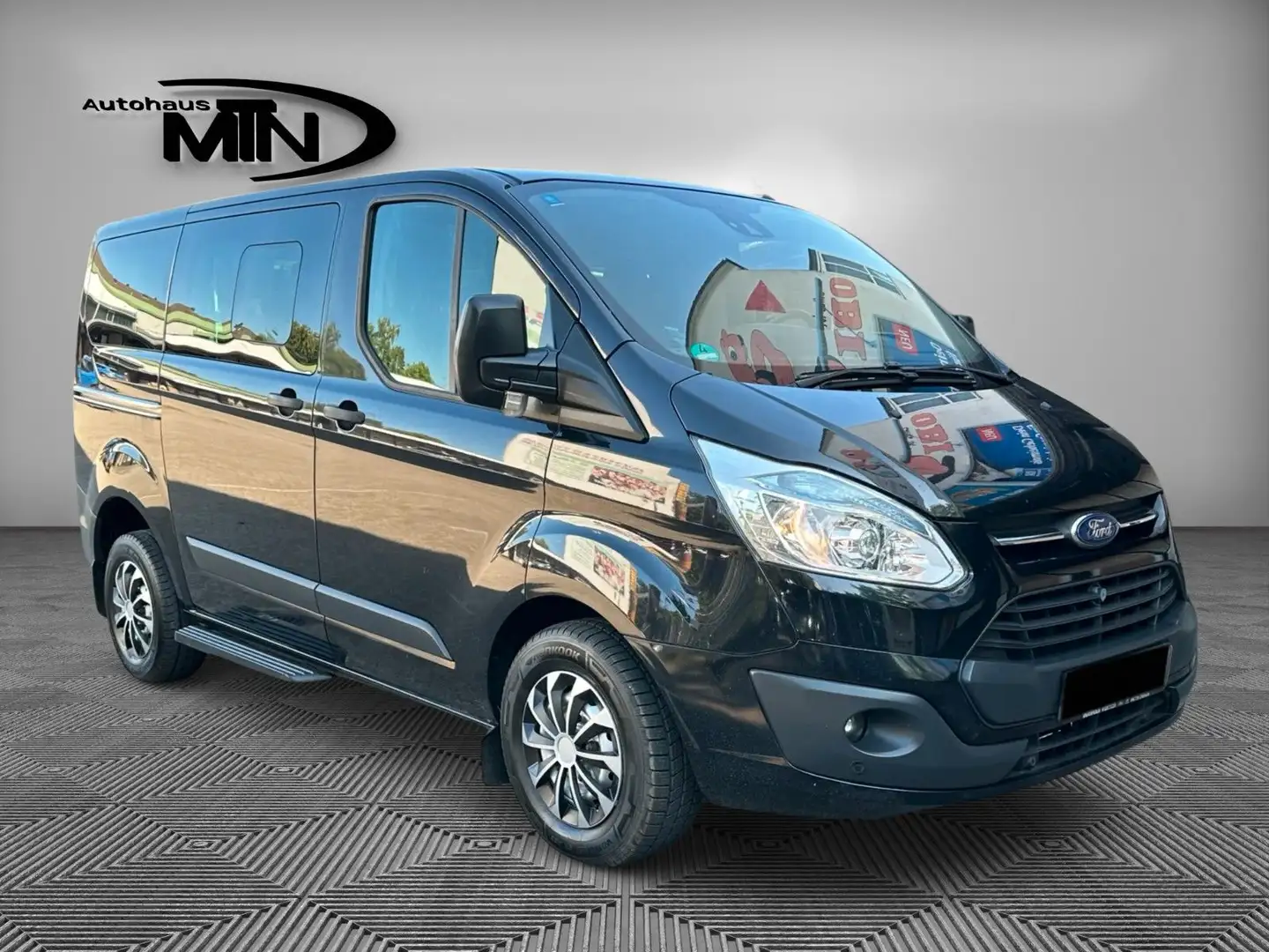 Ford Tourneo Custom 8.Stz Klima R.Kamera Navi AHK Schwarz - 1