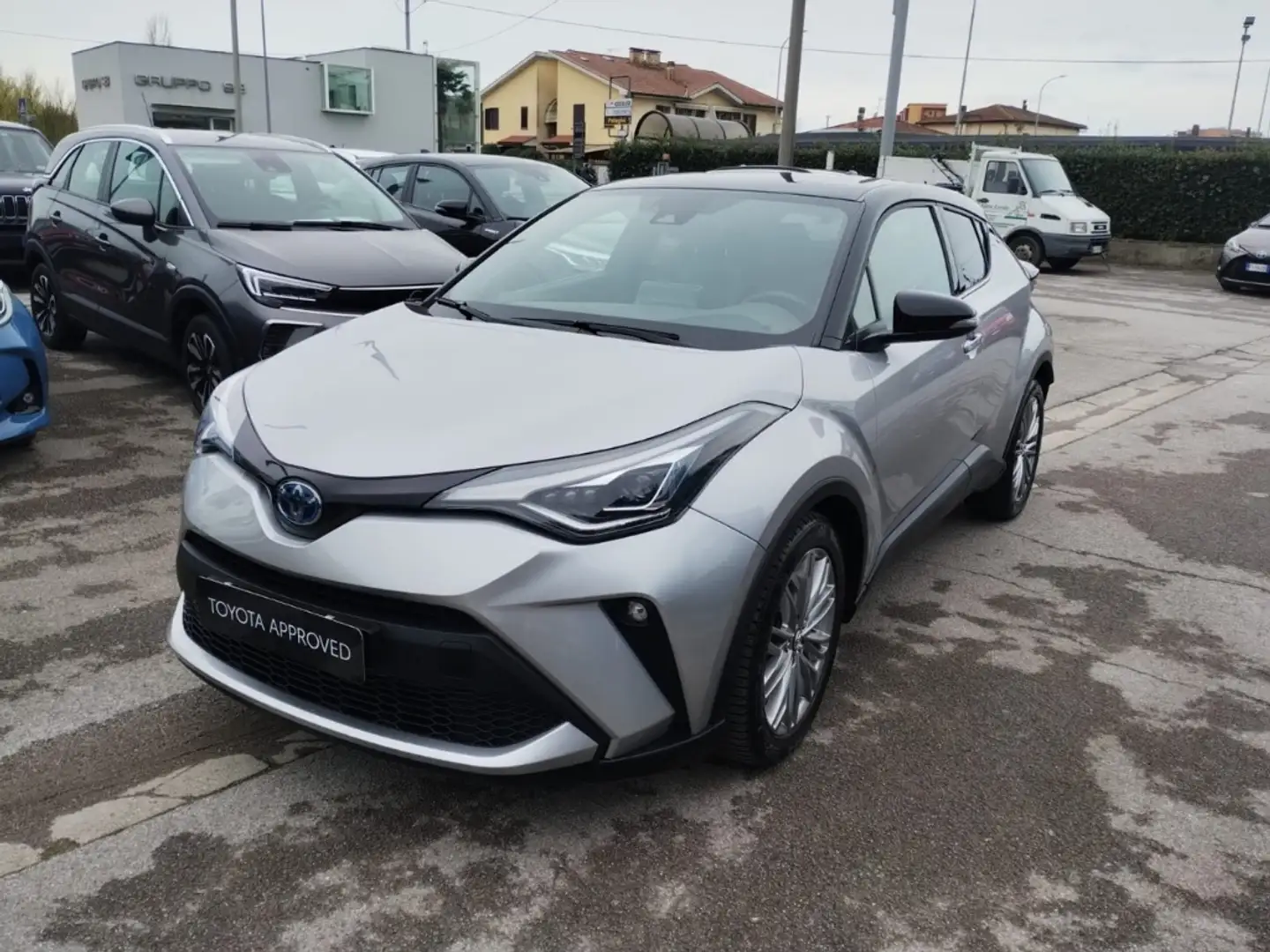 Toyota C-HR 2.0 Hybrid Lounge Gri - 1