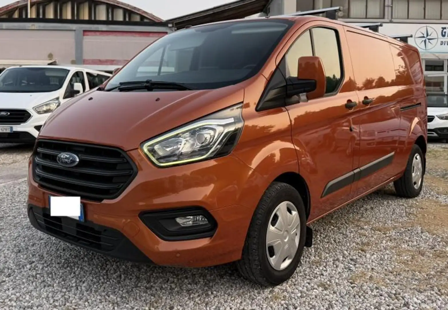 Ford Transit Custom transit custom 320 2.0 tdci 130cv Titanium L2H1 E6 - 2