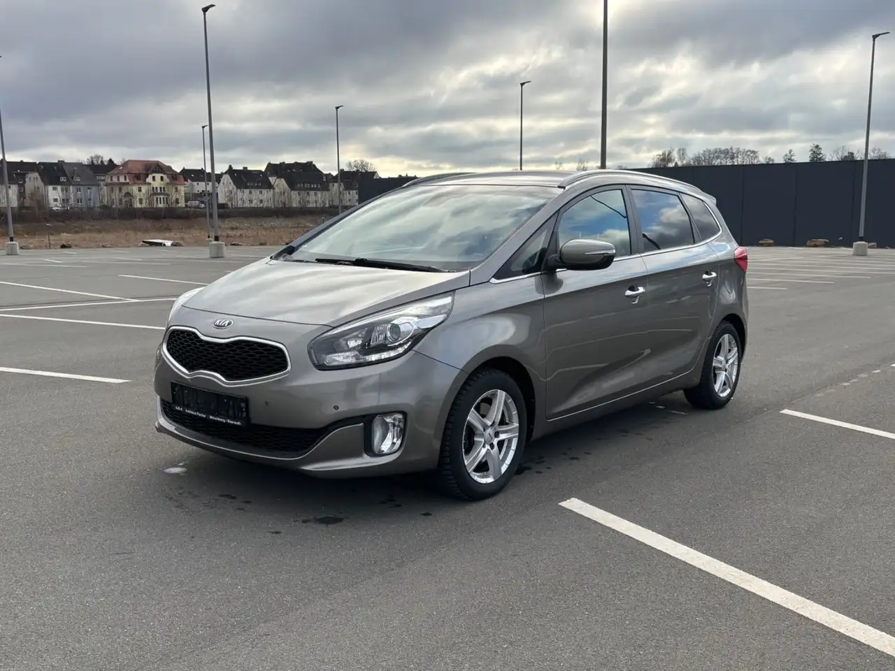 Kia Carens