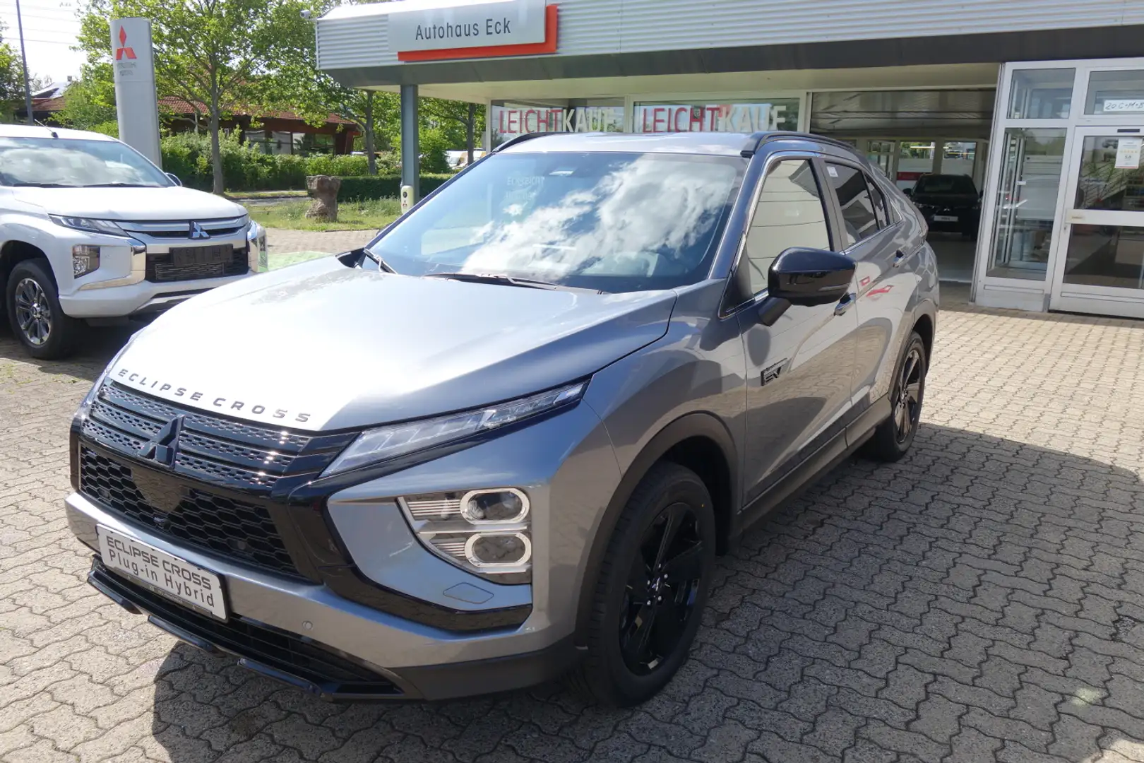 Mitsubishi Eclipse Cross PHEV Select-Black-Pak. 4WD,Standh. Grau - 1