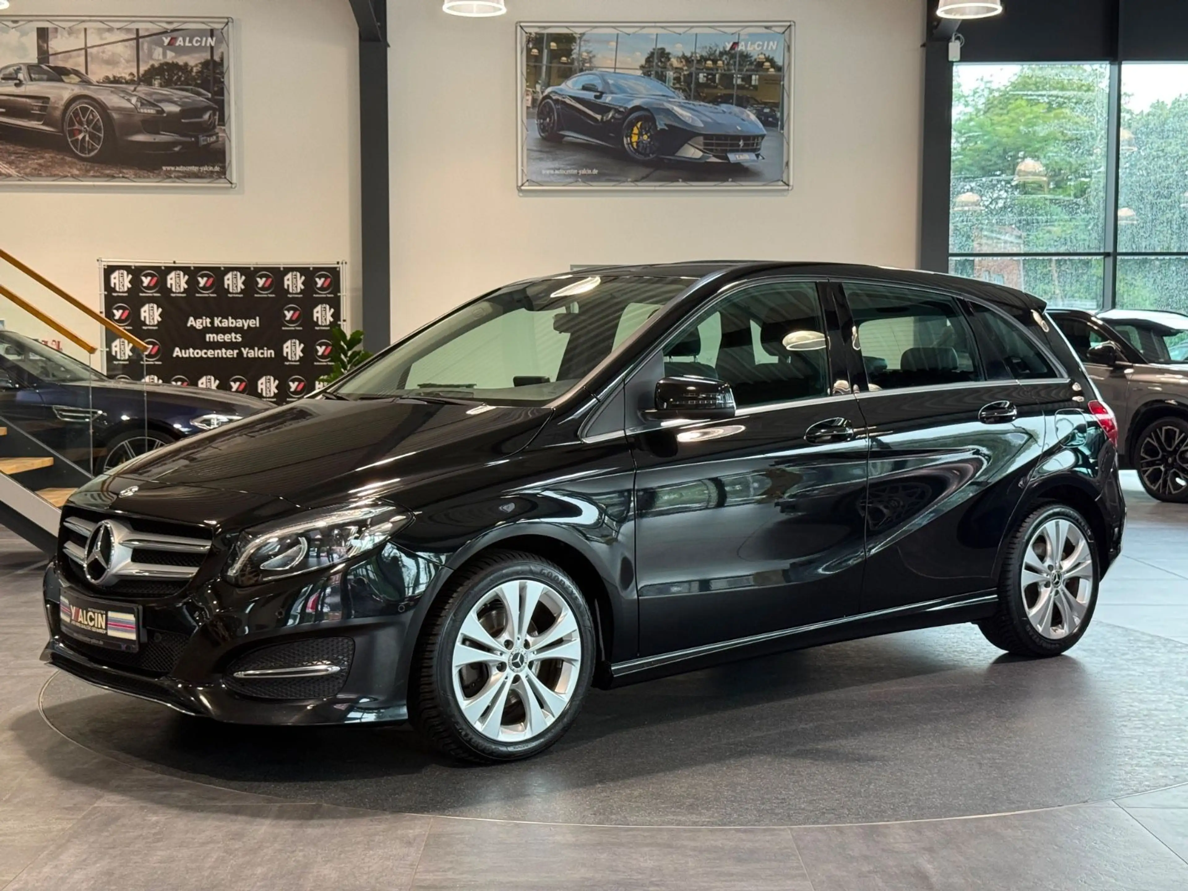Mercedes-Benz B 180 Urban-Line 2.HA/S-HEFT/NAVI/AMBIENTE/R-CAM