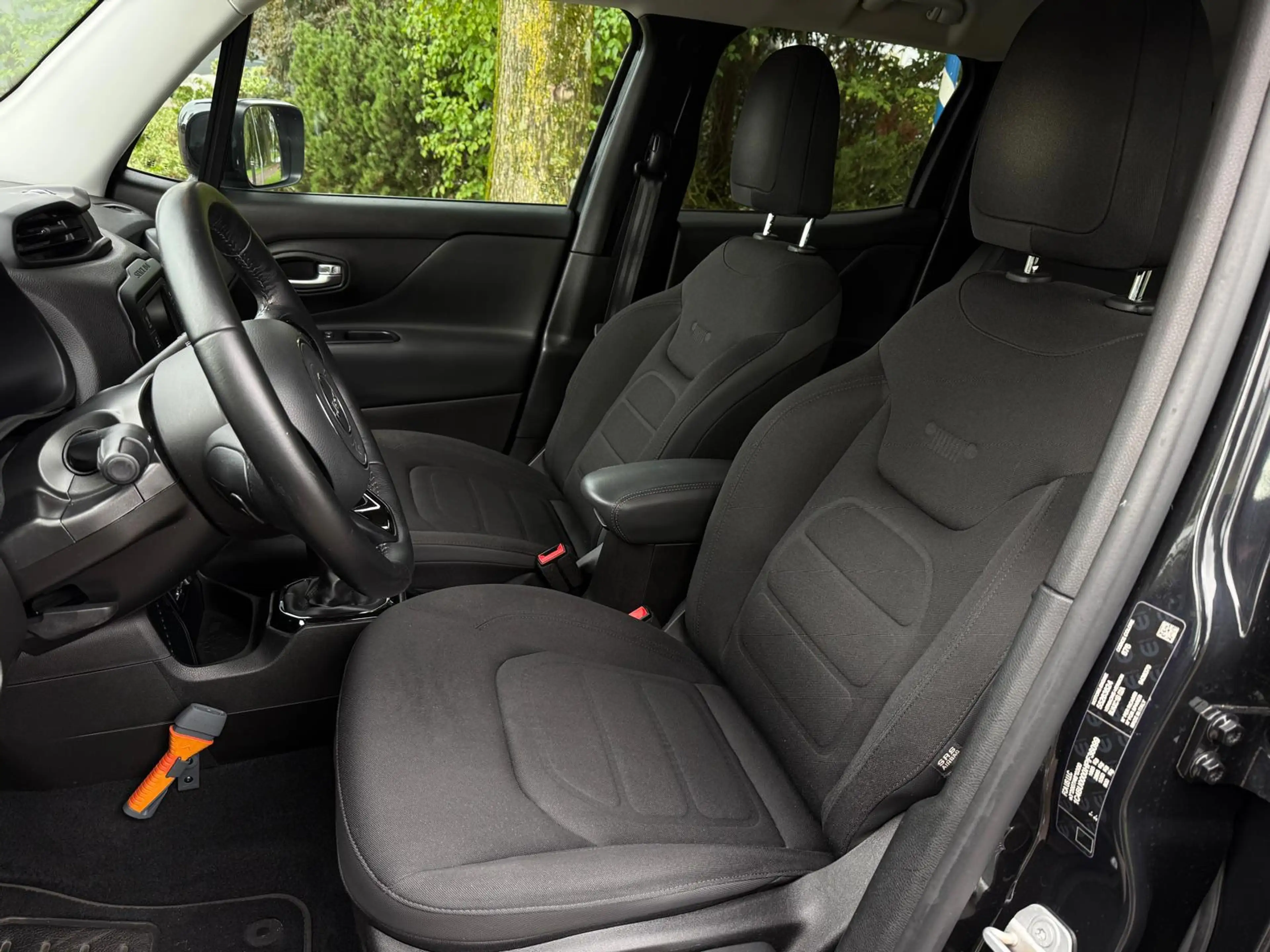 Jeep Renegade 1.4 MultiAir Night Eagle II — photo 8