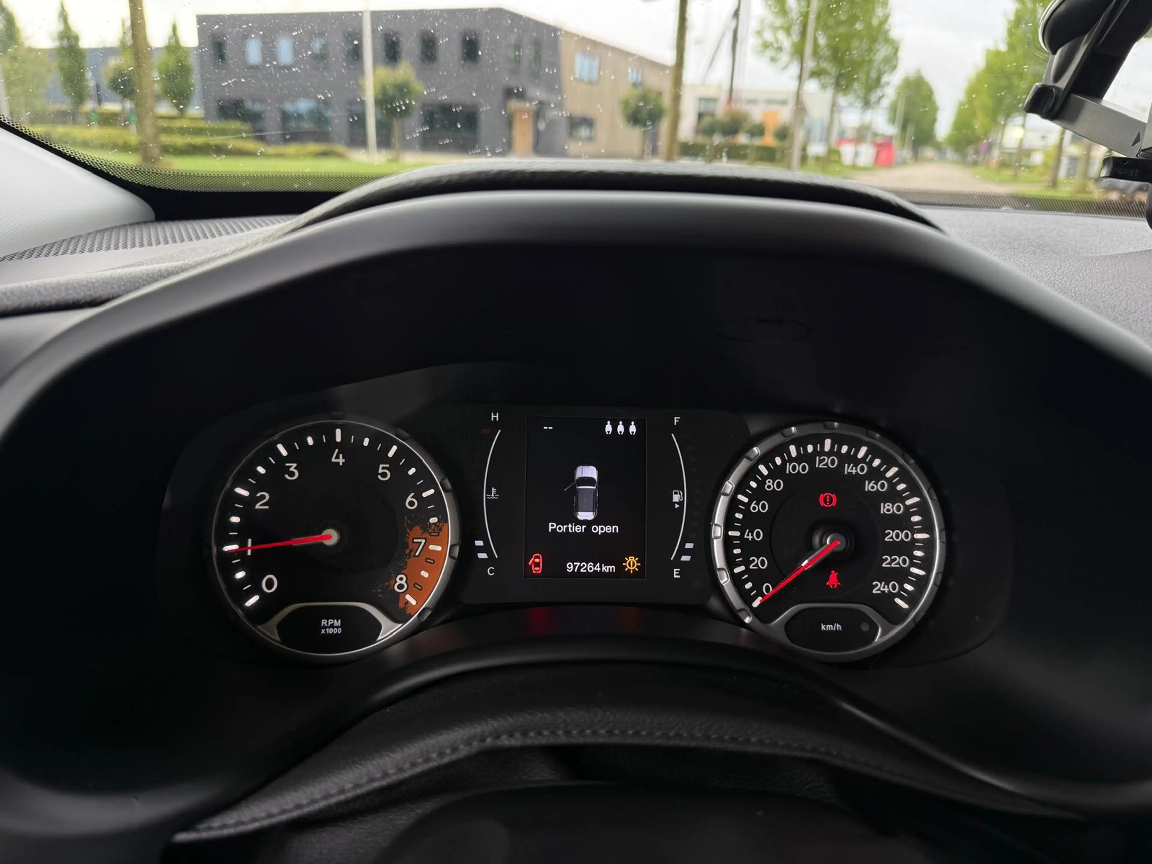 Jeep Renegade 1.4 MultiAir Night Eagle II — photo 11