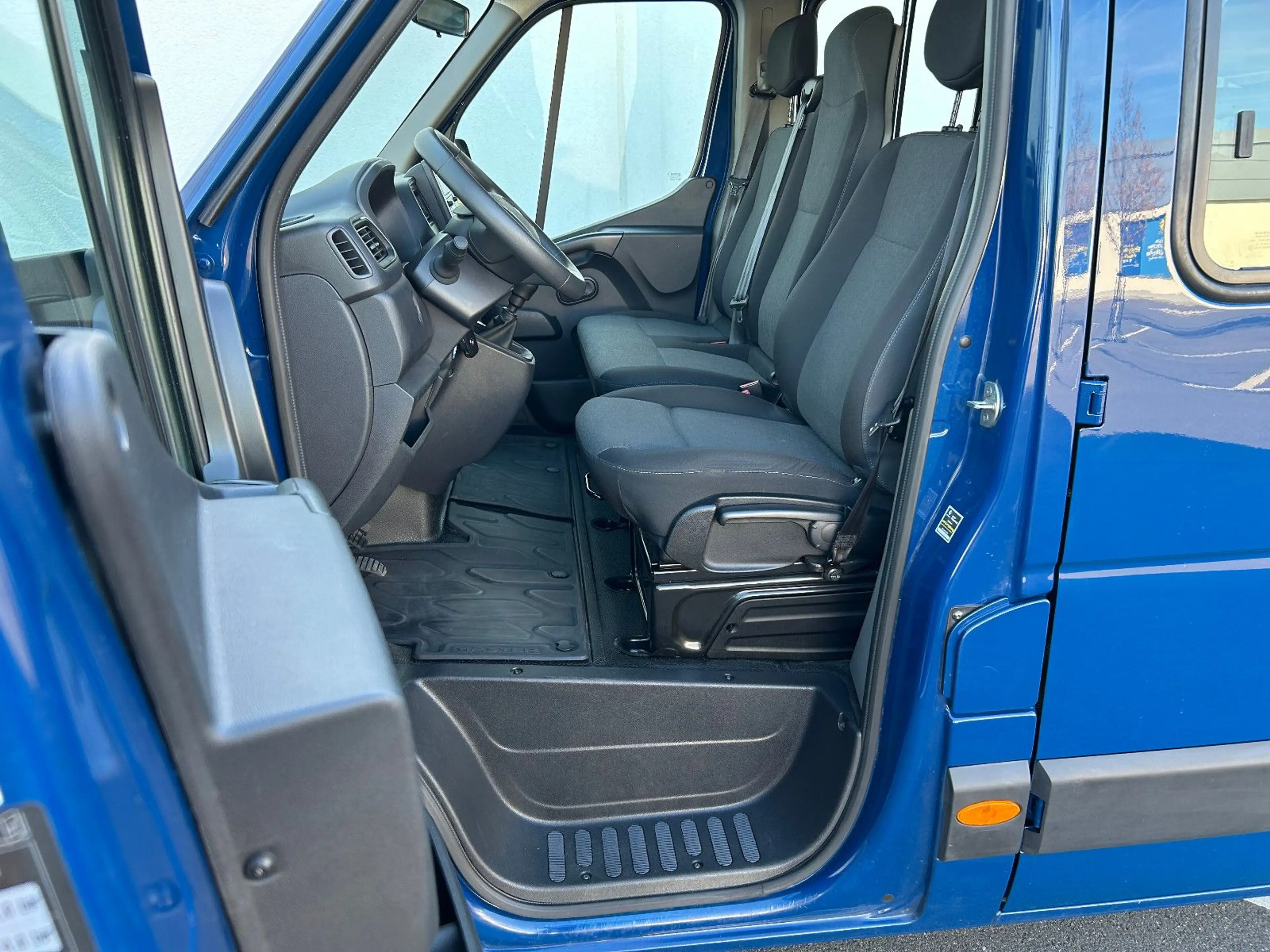 Renault Master III DoKa Pritsche L3H1 3,5t *Klima*AHK* — photo 4