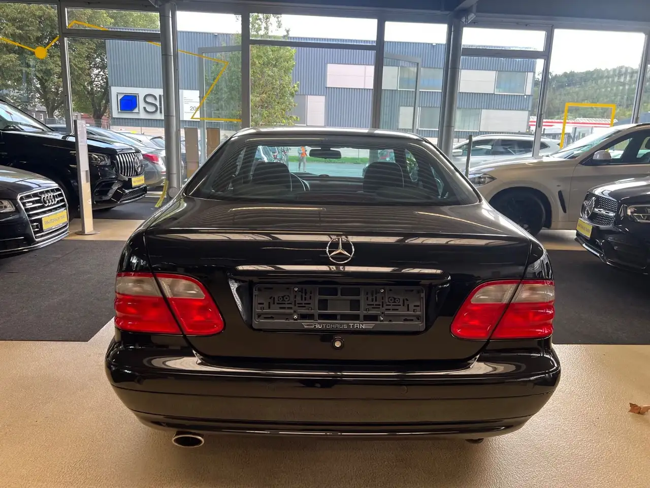 Mercedes-Benz CLK 320 AVANTGARDE * 1.HAND *, foto 6