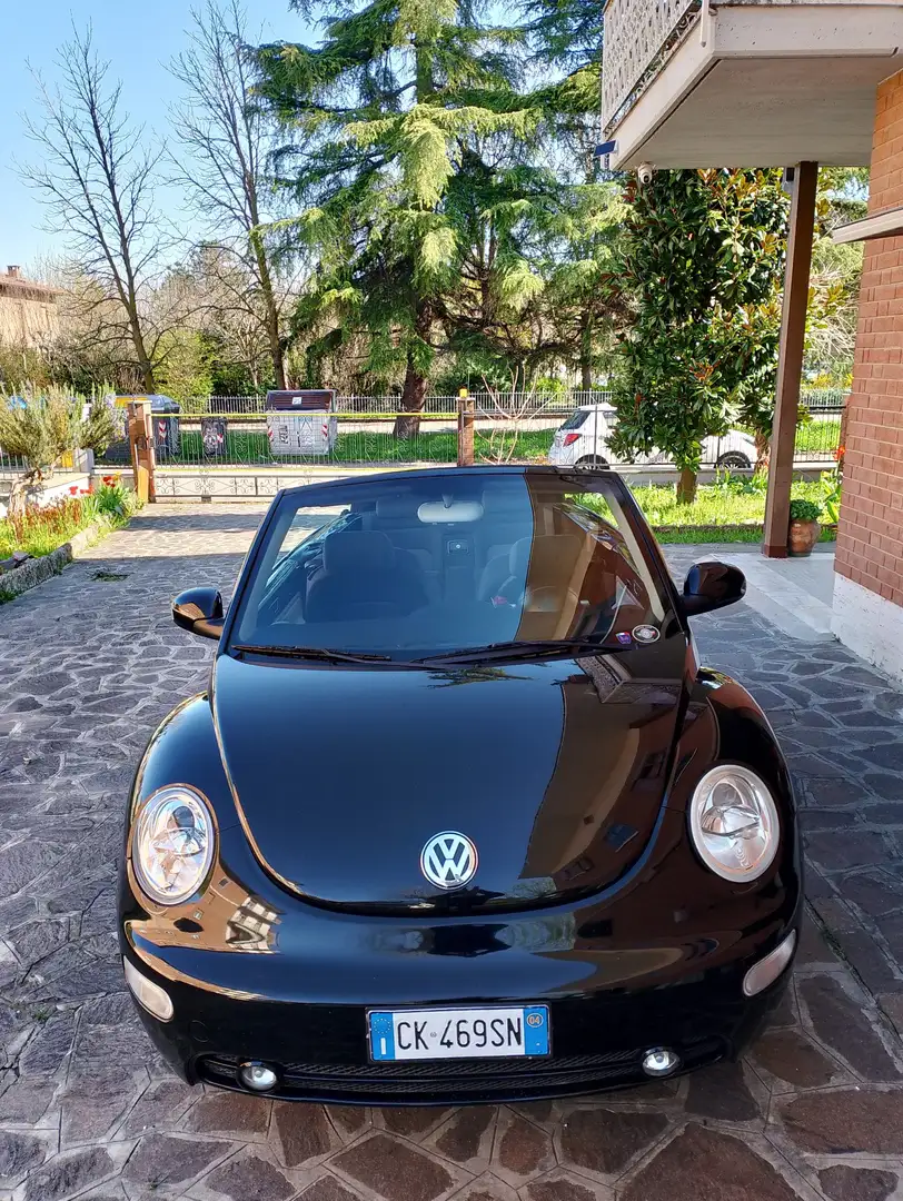 Volkswagen Beetle - 1