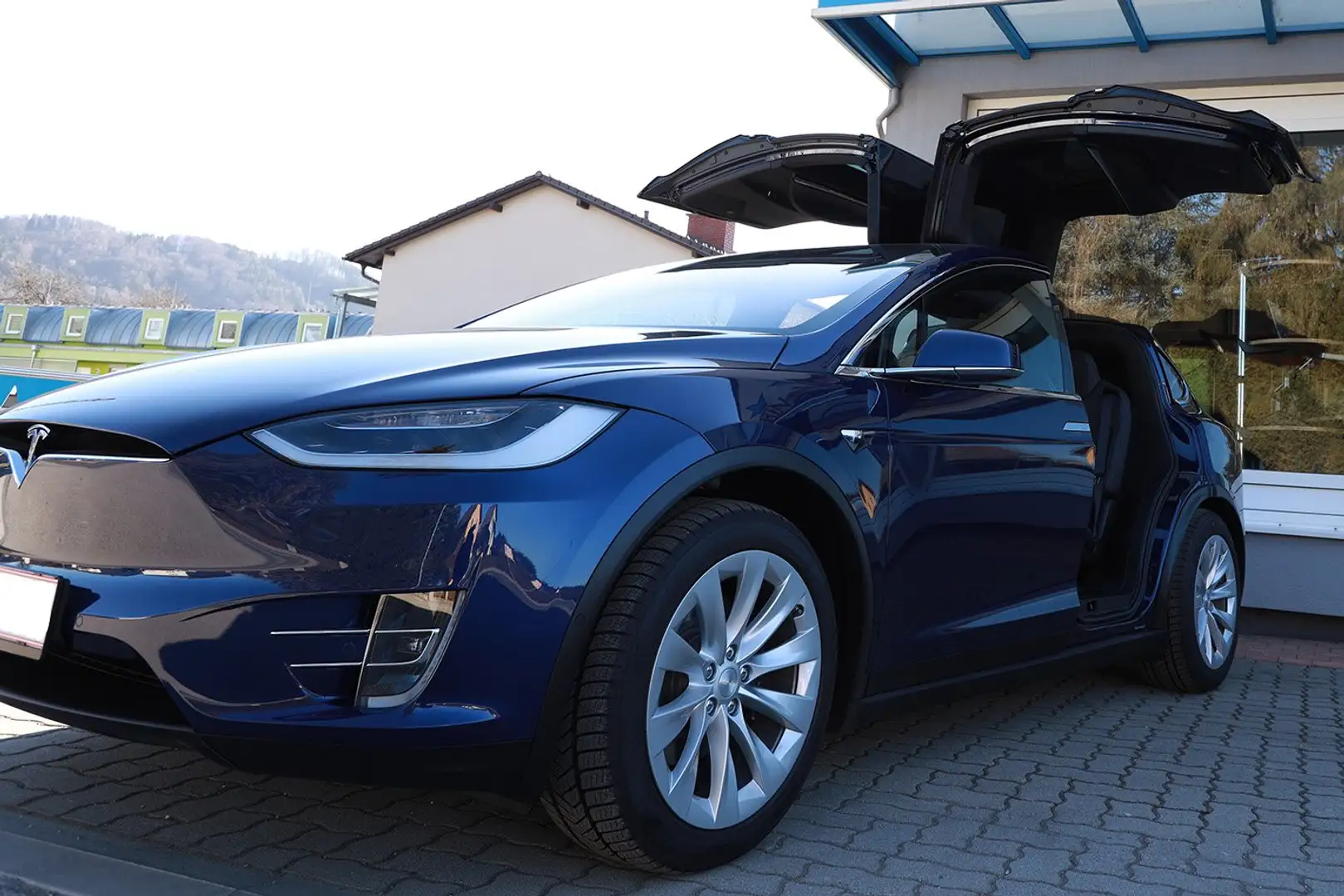 Tesla Model X 100D (max. Reichweite) 5-sitzer *MwSt. ausweisbar Blau - 2