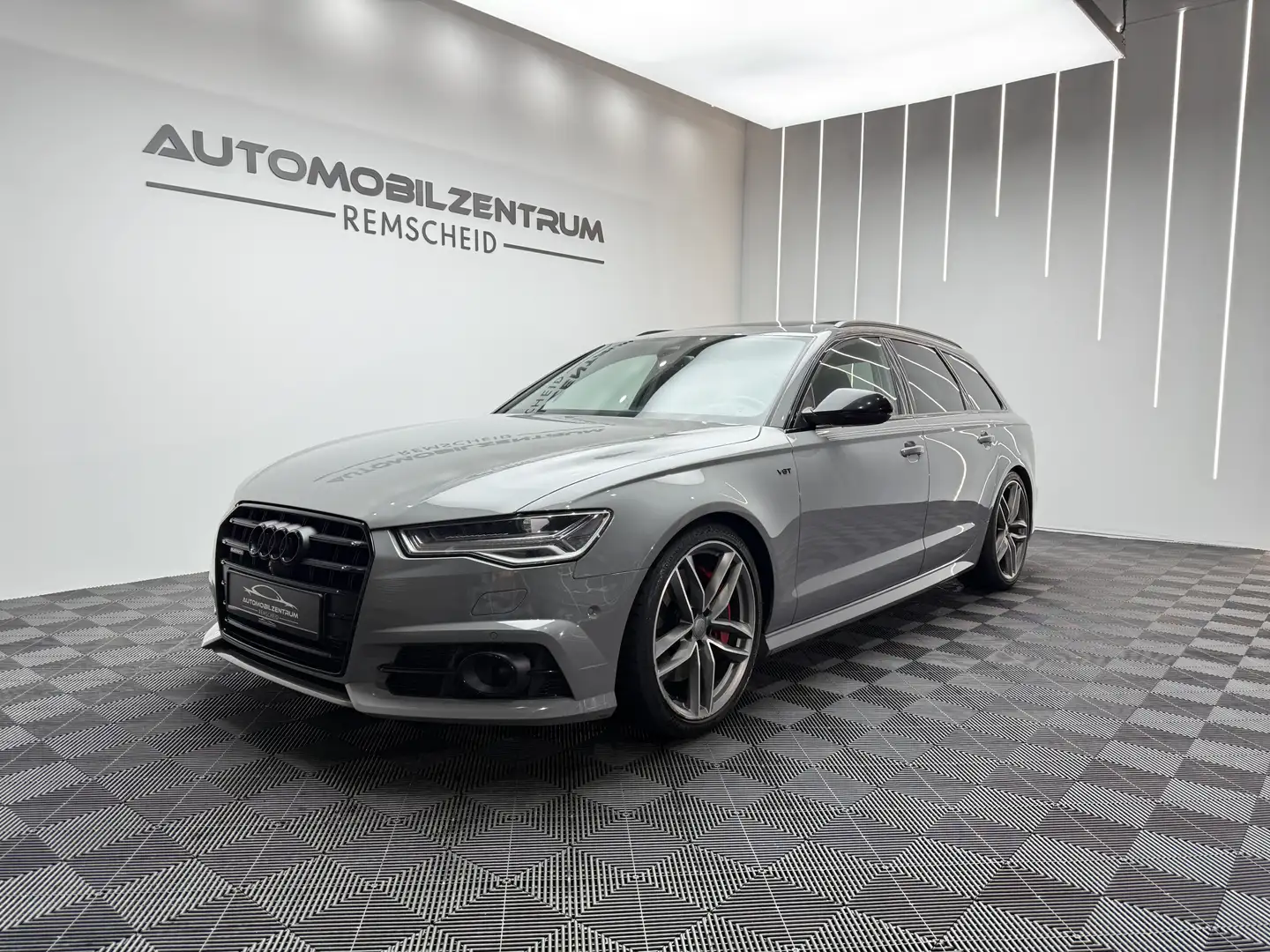 Audi A6 *Matrix*Pano*AHK*STH*360.Kamera*Luft*Bose*ACC Grau - 1