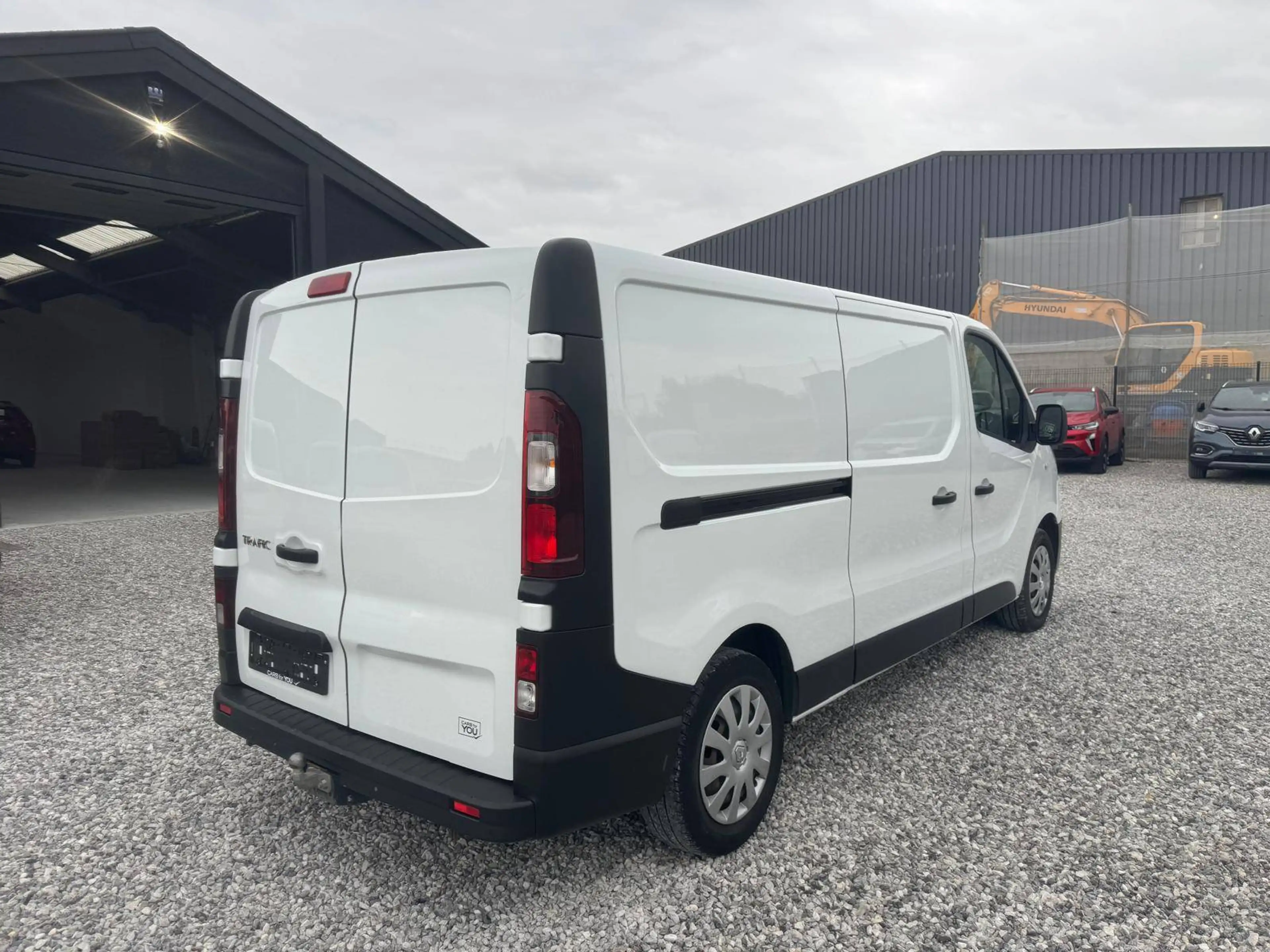 Renault Trafic 2.0 dCi ✅ GARANTIE 1 AN ✅ — photo 3
