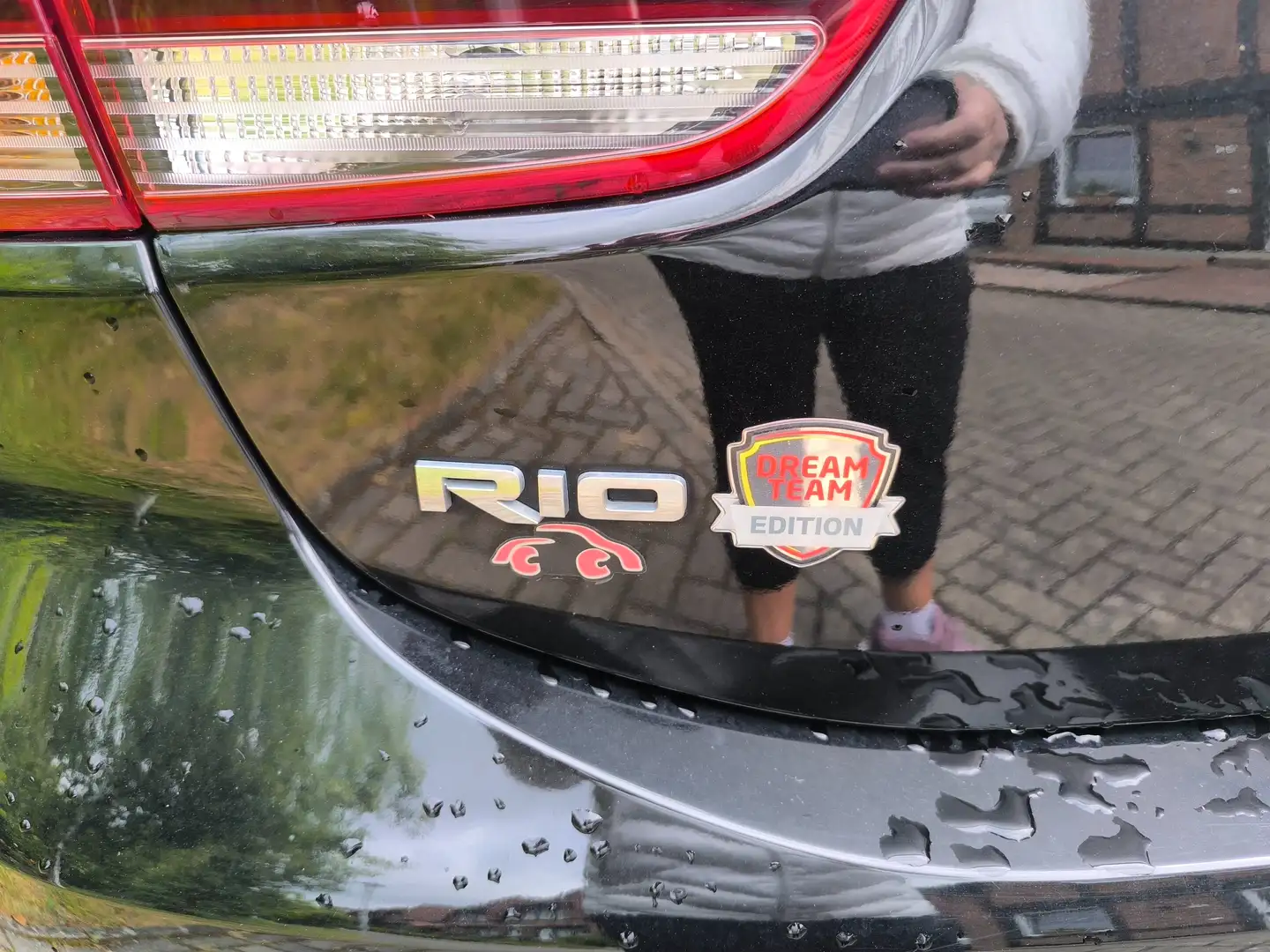 Kia Rio Rio 1.4 Dream-Team Edition Czarny - 1