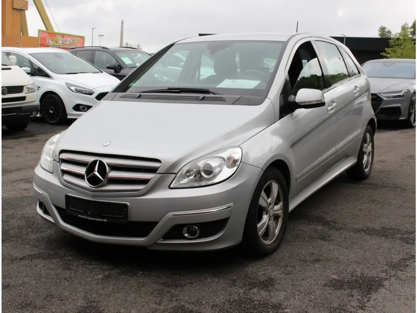 Mercedes-Benz B 200 CDI DPF Aut. Comand+Tempomat Argent - 2