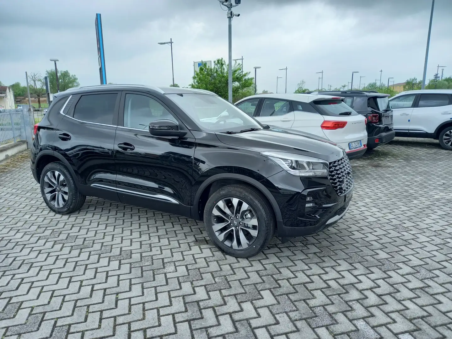 DR Automobiles DR5.0 DR 5.0 PROMO PERMUTA Negro - 1