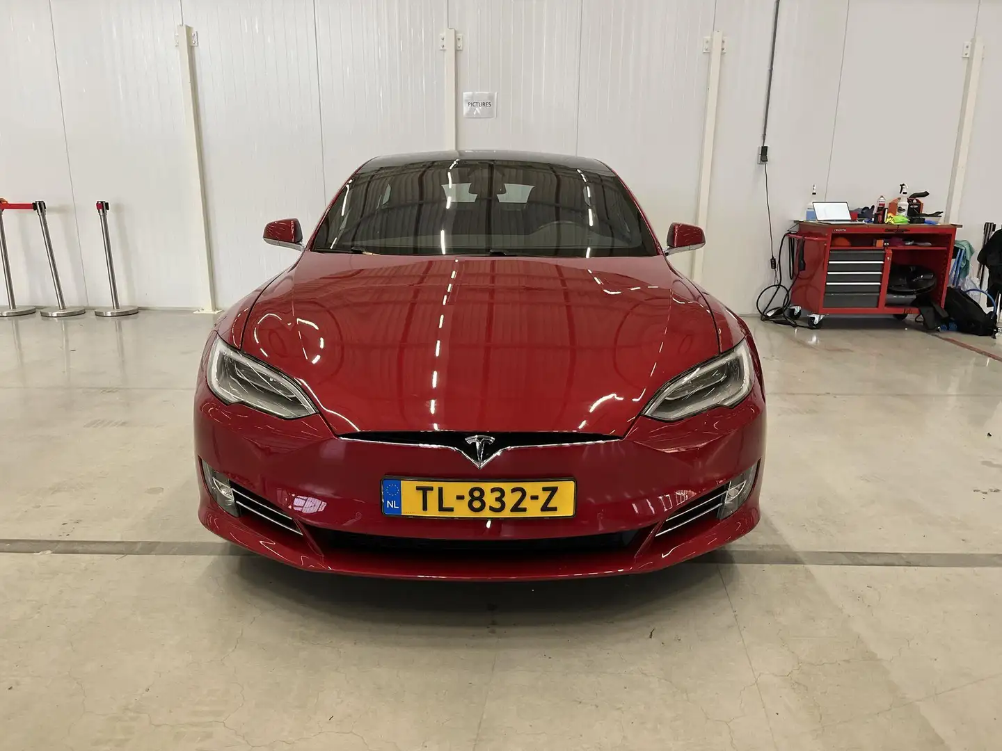 Tesla Model S 100D/BTW/Enhanced Autopilot Rood - 2