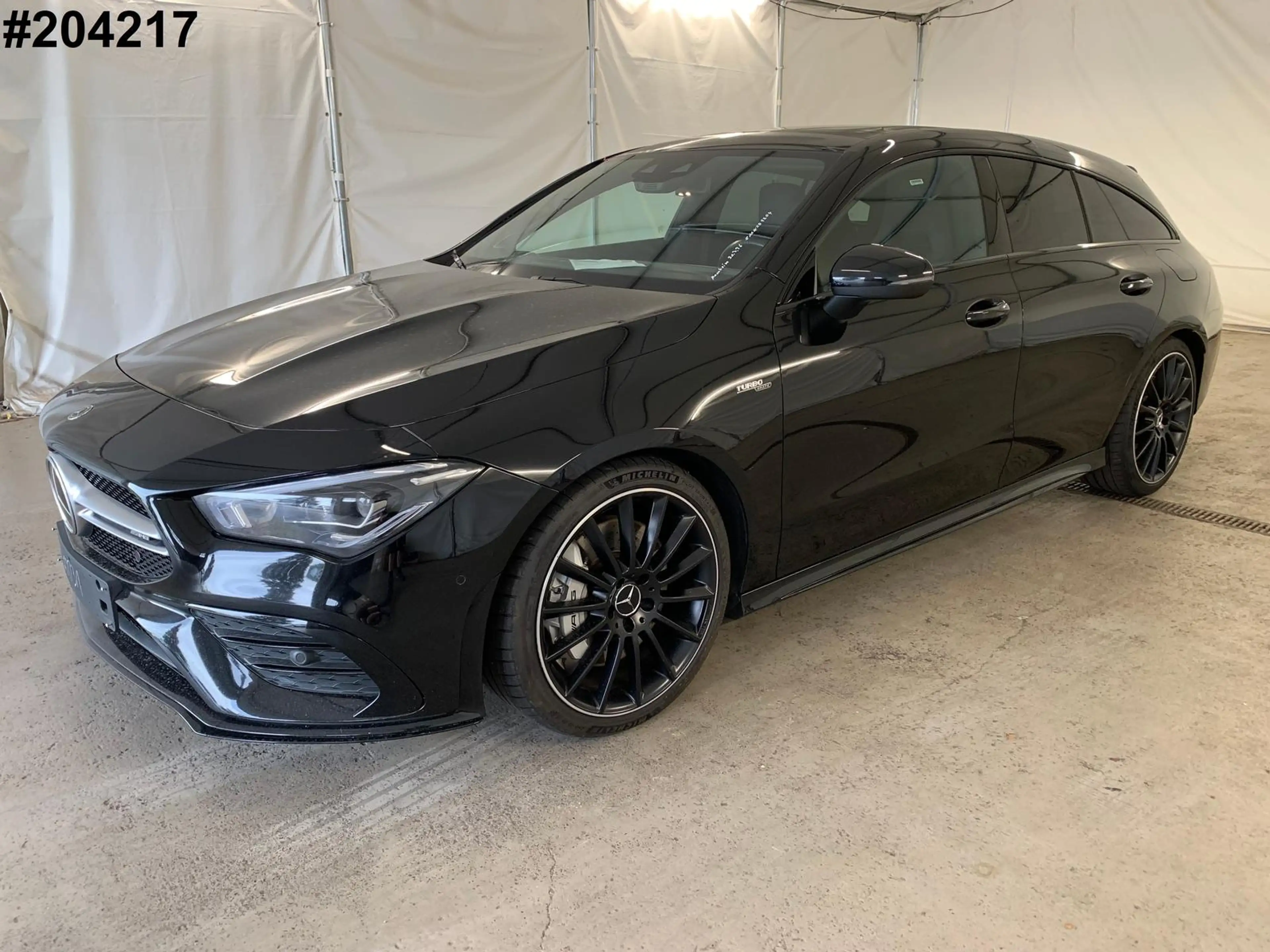 Mercedes-Benz CLA 35 AMG CLA 35 SB AMG 4M Multibeam Widescreen Pano Distr