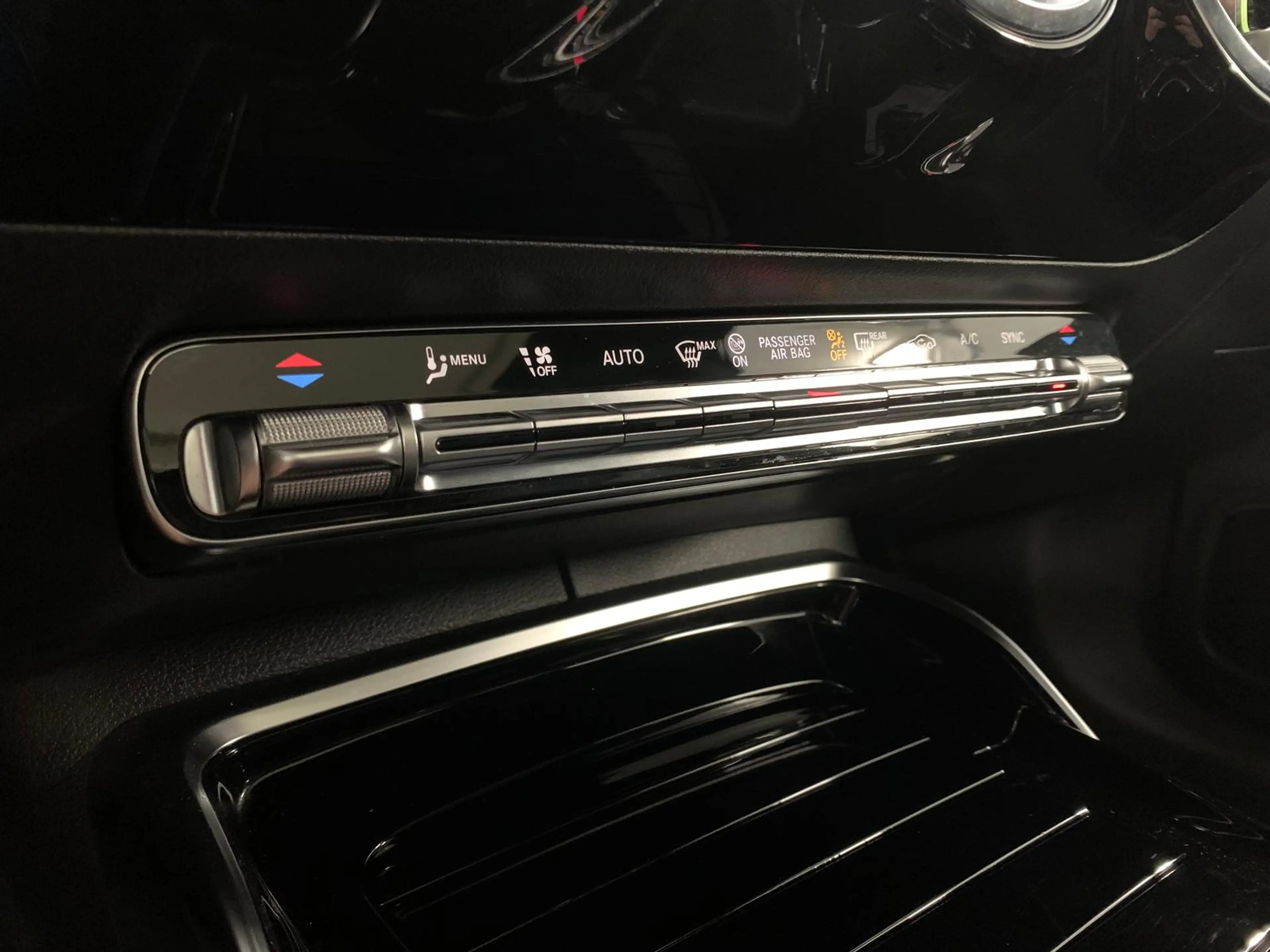 Mercedes-Benz CLA 35 AMG CLA 35 SB AMG 4M Multibeam Widescreen Pano Distr — photo 14