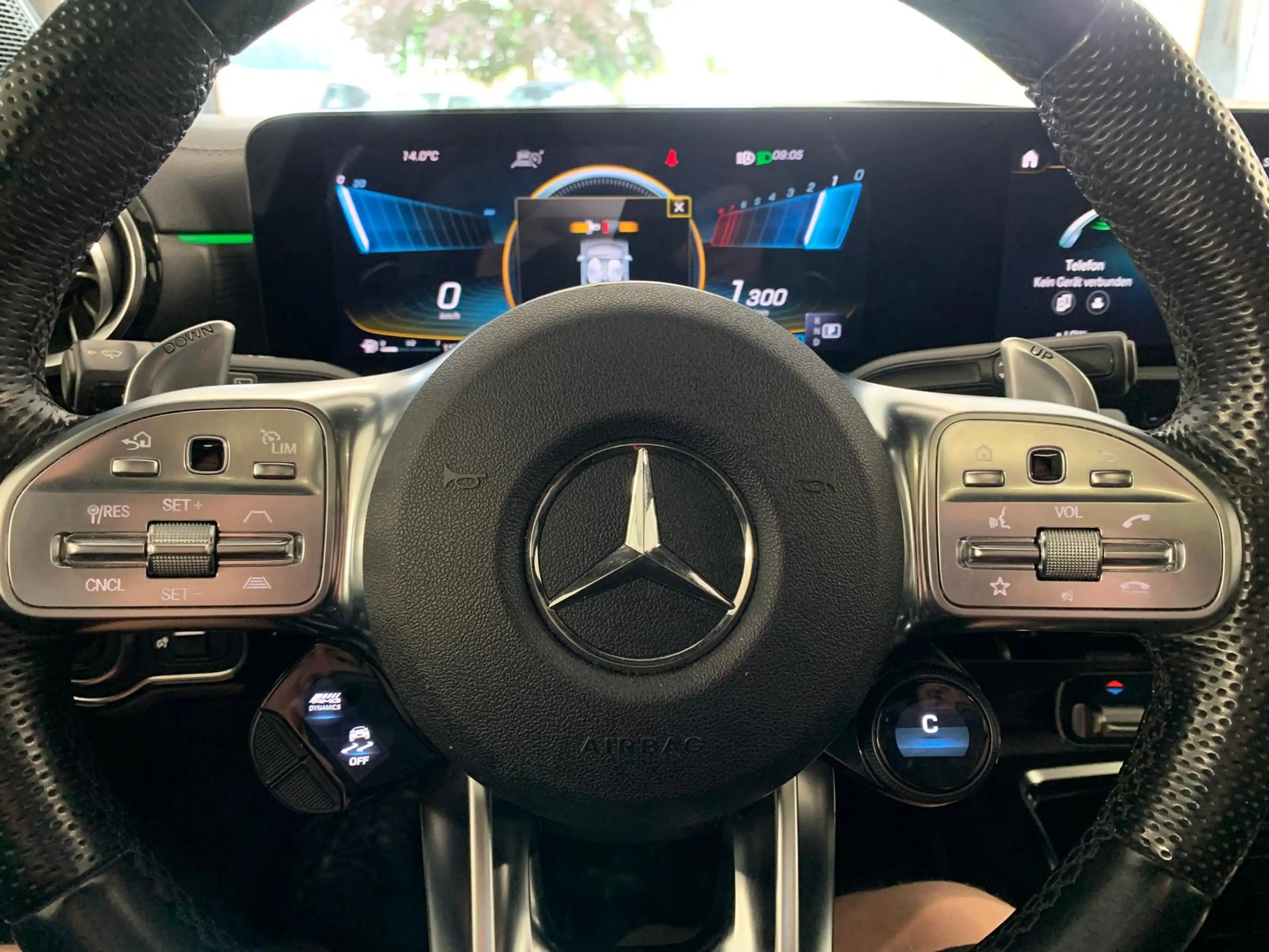 Mercedes-Benz CLA 35 AMG CLA 35 SB AMG 4M Multibeam Widescreen Pano Distr — photo 15