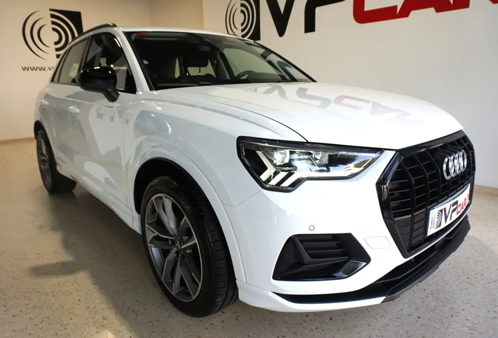 Audi Q3 Sportback 35 TFSI Black line Blanco - 2