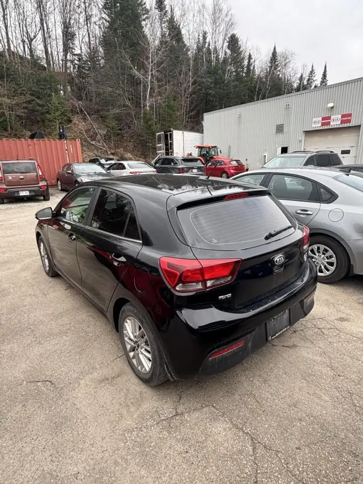 Kia Rio снимка Kia Rio