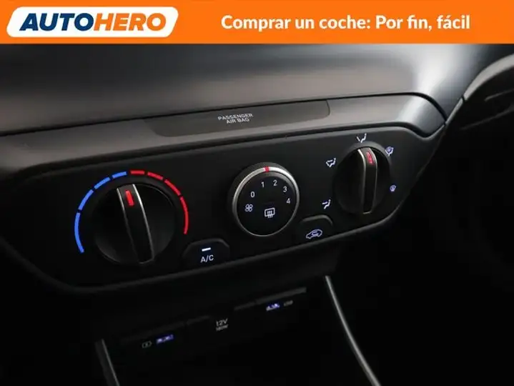 Hyundai i20 5P TGDI 1.0 KLASS 2023, foto 25