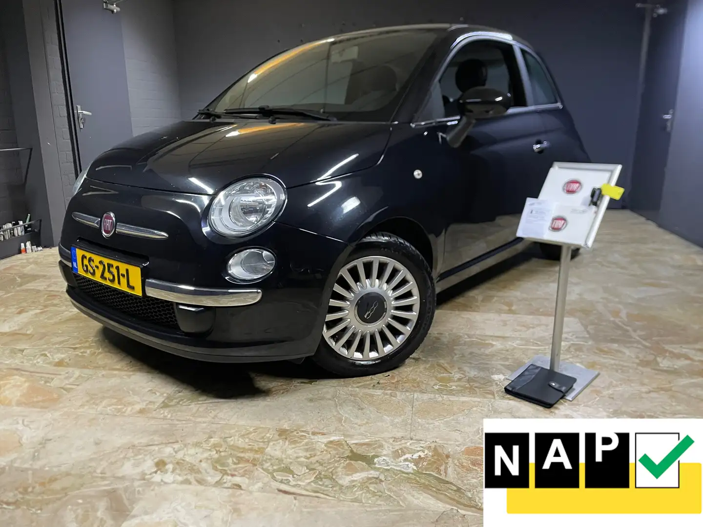Fiat 500 0.9 TwinAir Turbo Easy Airco Lm Velgen Zwart - 1
