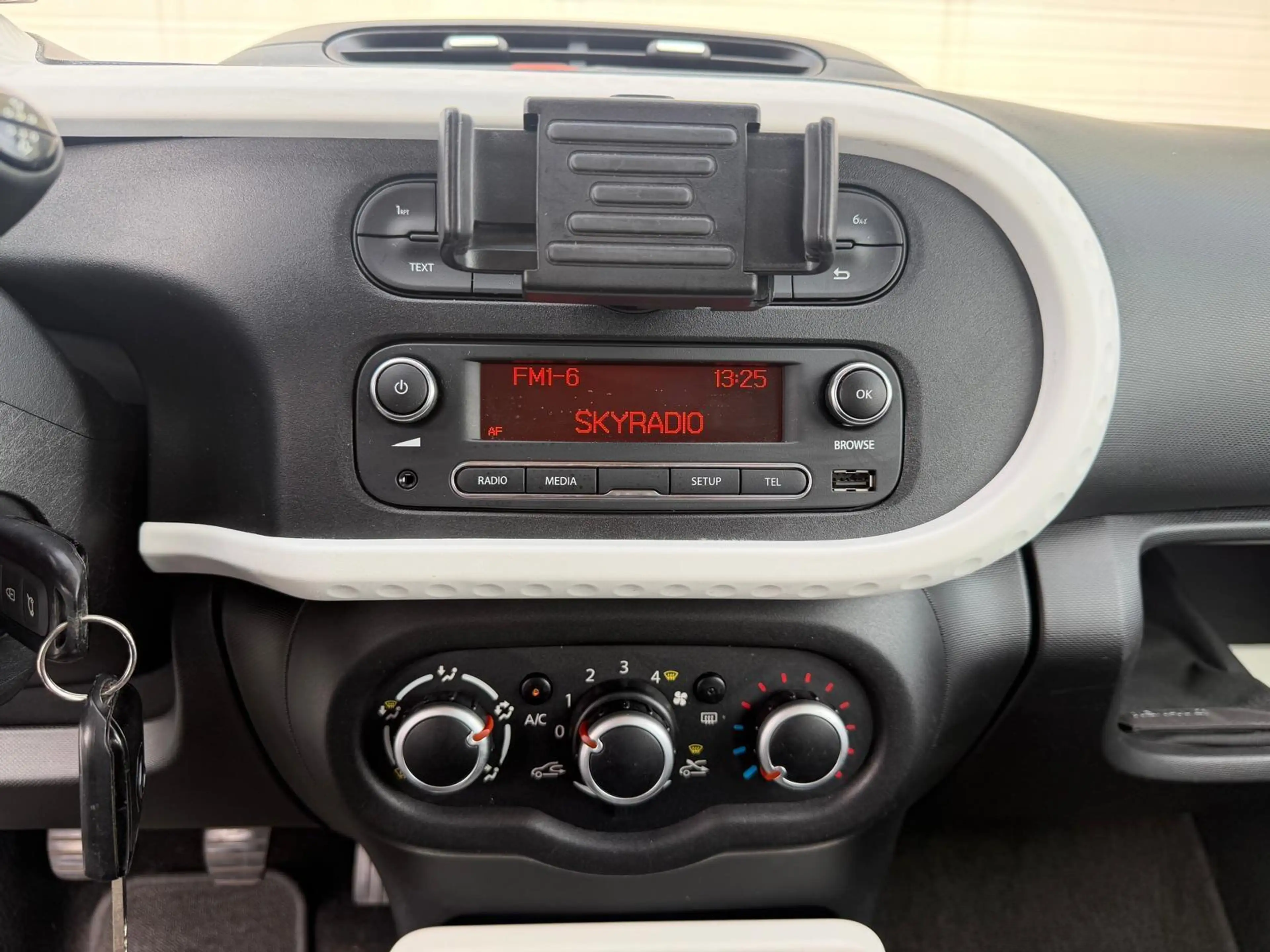 Renault Twingo 1.0 SCe Authentique/AIRCO/APK/NAP — photo 17
