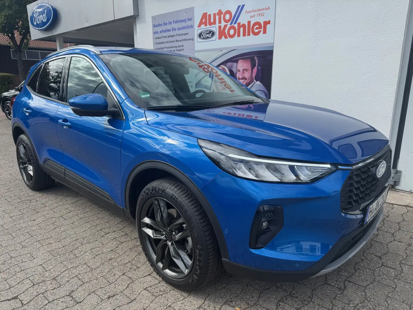 Ford Kuga Hybrid FHEV Titanium (neues Modell) 8-fach-Reifen Bleu - 1