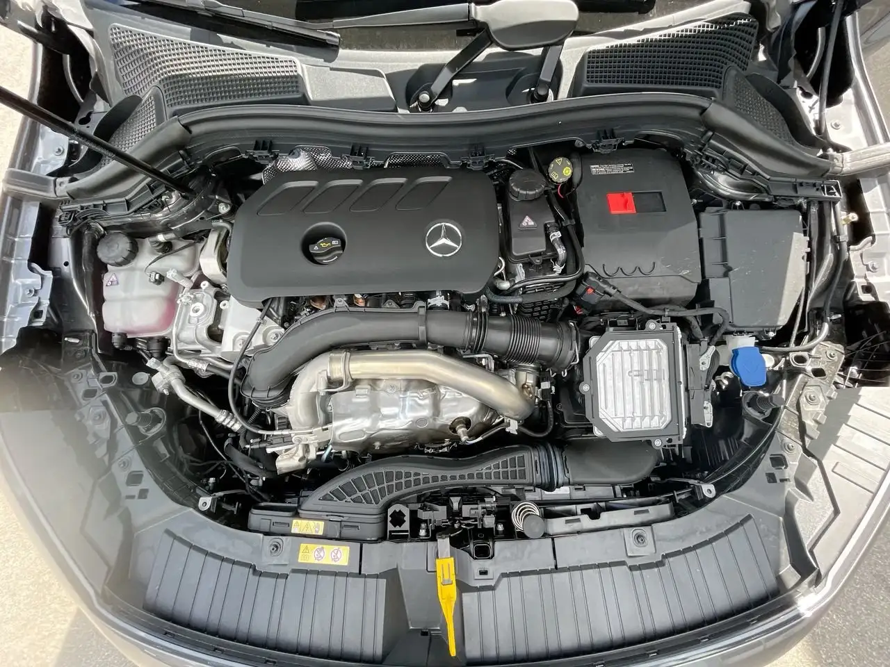 Mercedes-Benz GLA photo Mercedes-Benz GLA