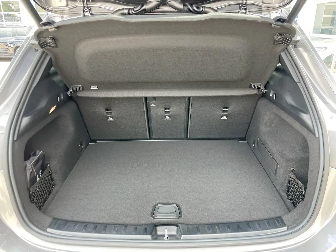 Mercedes-Benz GLA photo Mercedes-Benz GLA