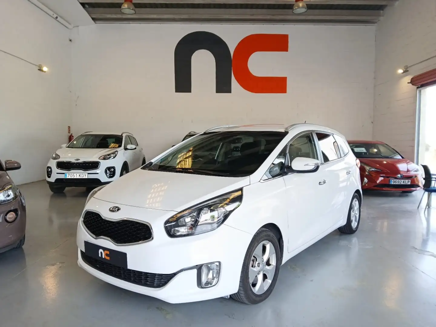 Kia Carens 1.7CRDi Eco-Dynamics Concept 115 Weiß - 1