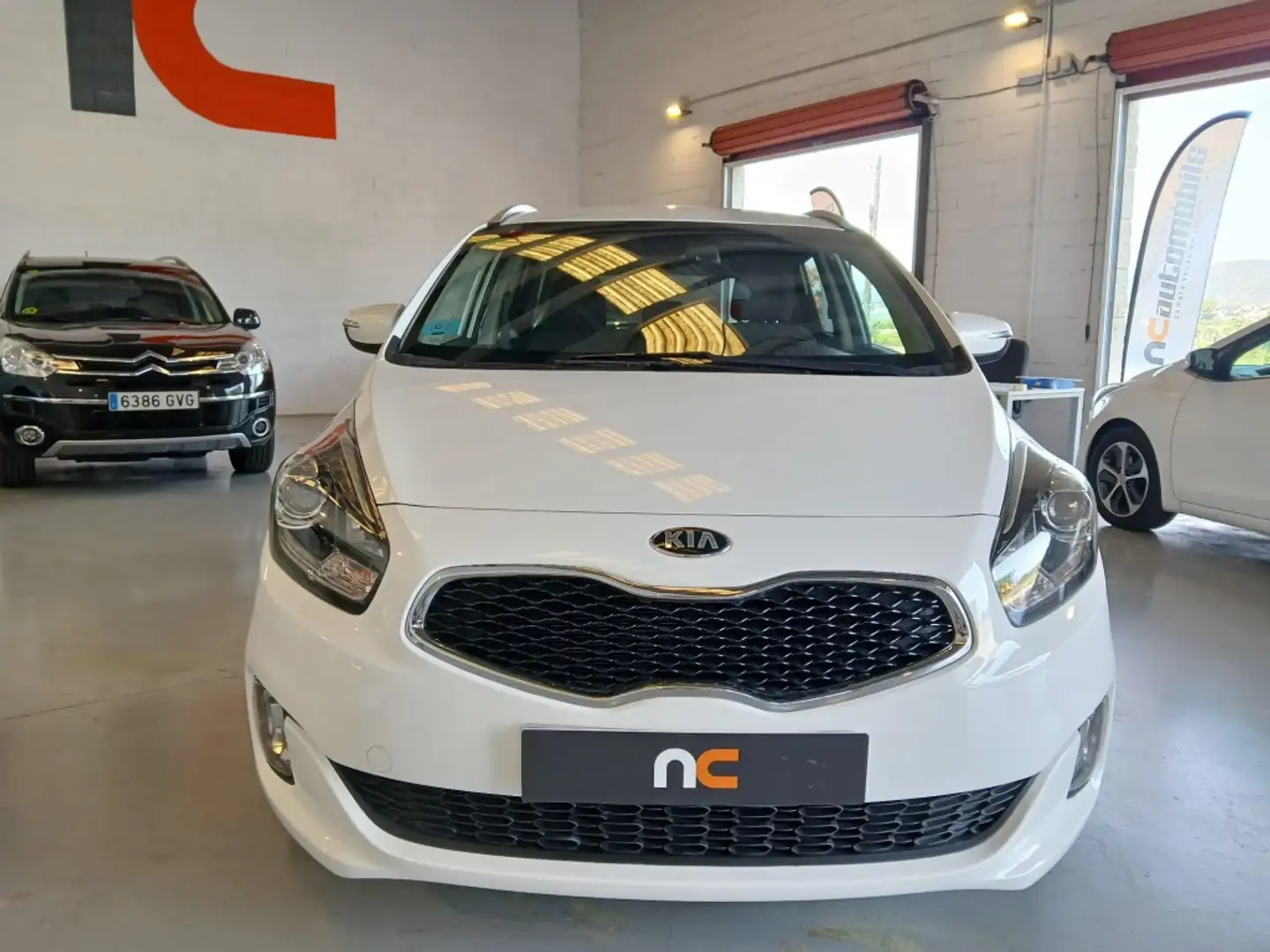 Kia Carens 1.7CRDi Eco-Dynamics Concept 115 Weiß - 2